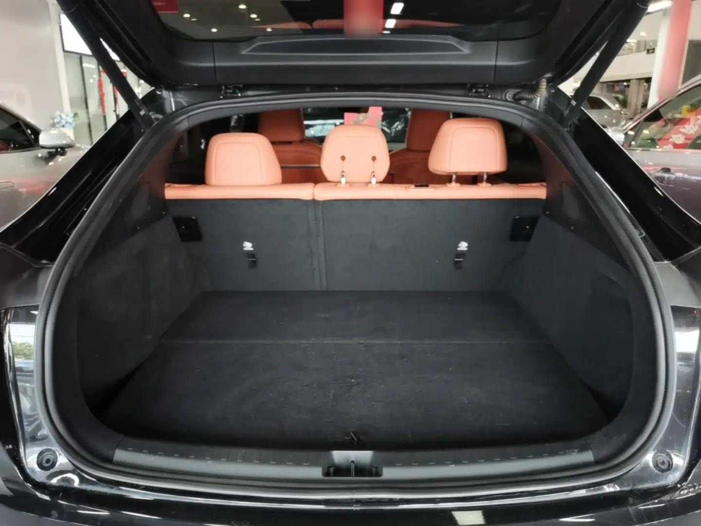 ONVO L60 2024 60 kWh Rear-Drive Version — миниатюра 22