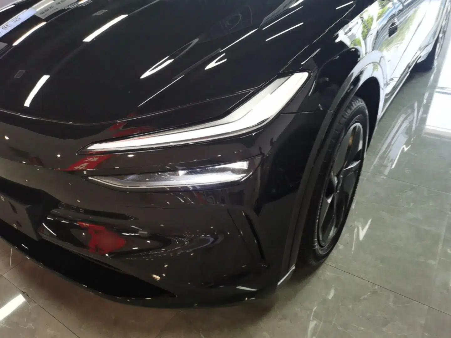 ONVO L60 2024 60 kWh Rear-Drive Version — миниатюра 8