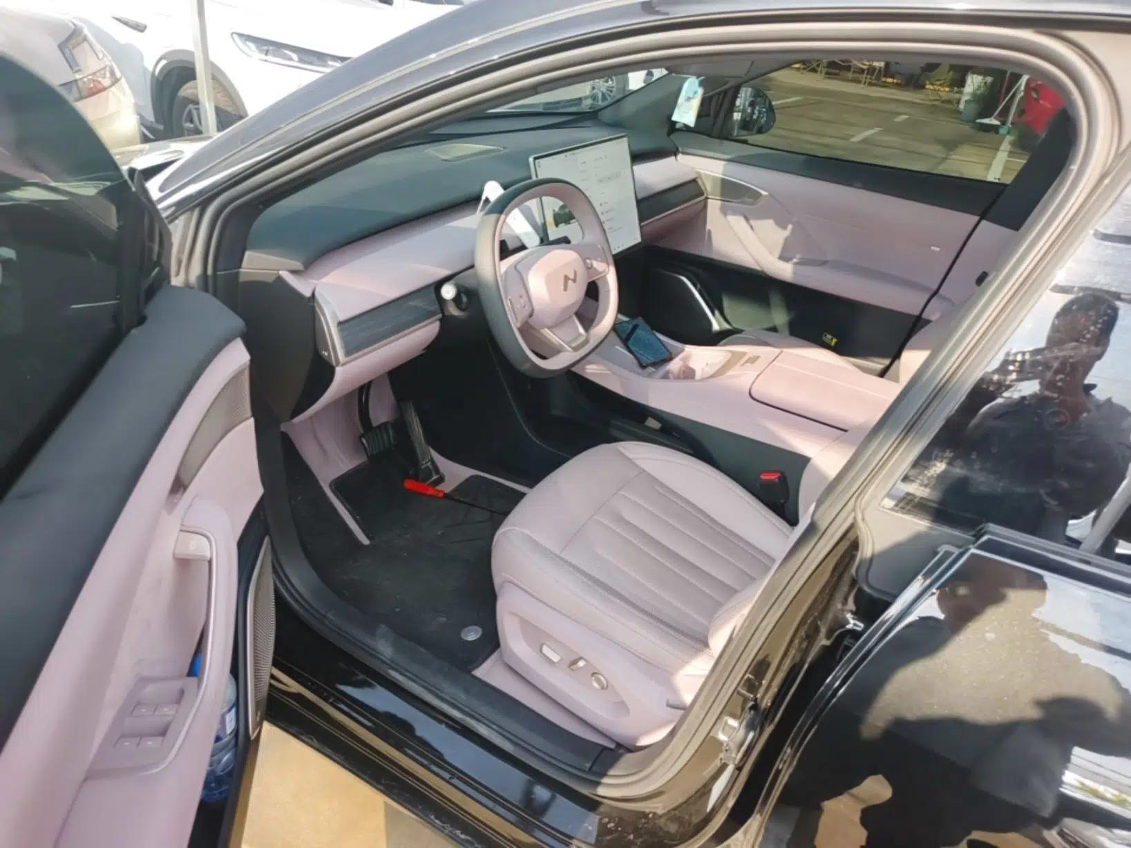 ONVO L60 2024 60 kWh Rear-Drive Version — миниатюра 18