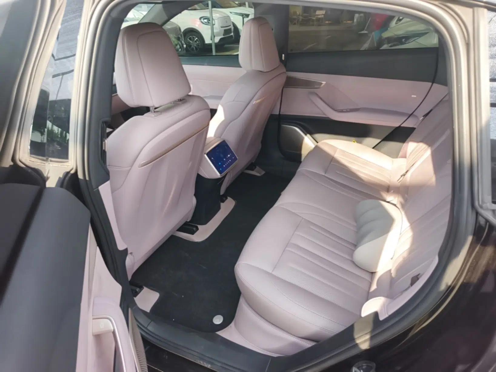 ONVO L60 2024 60 kWh Rear-Drive Version — миниатюра 20