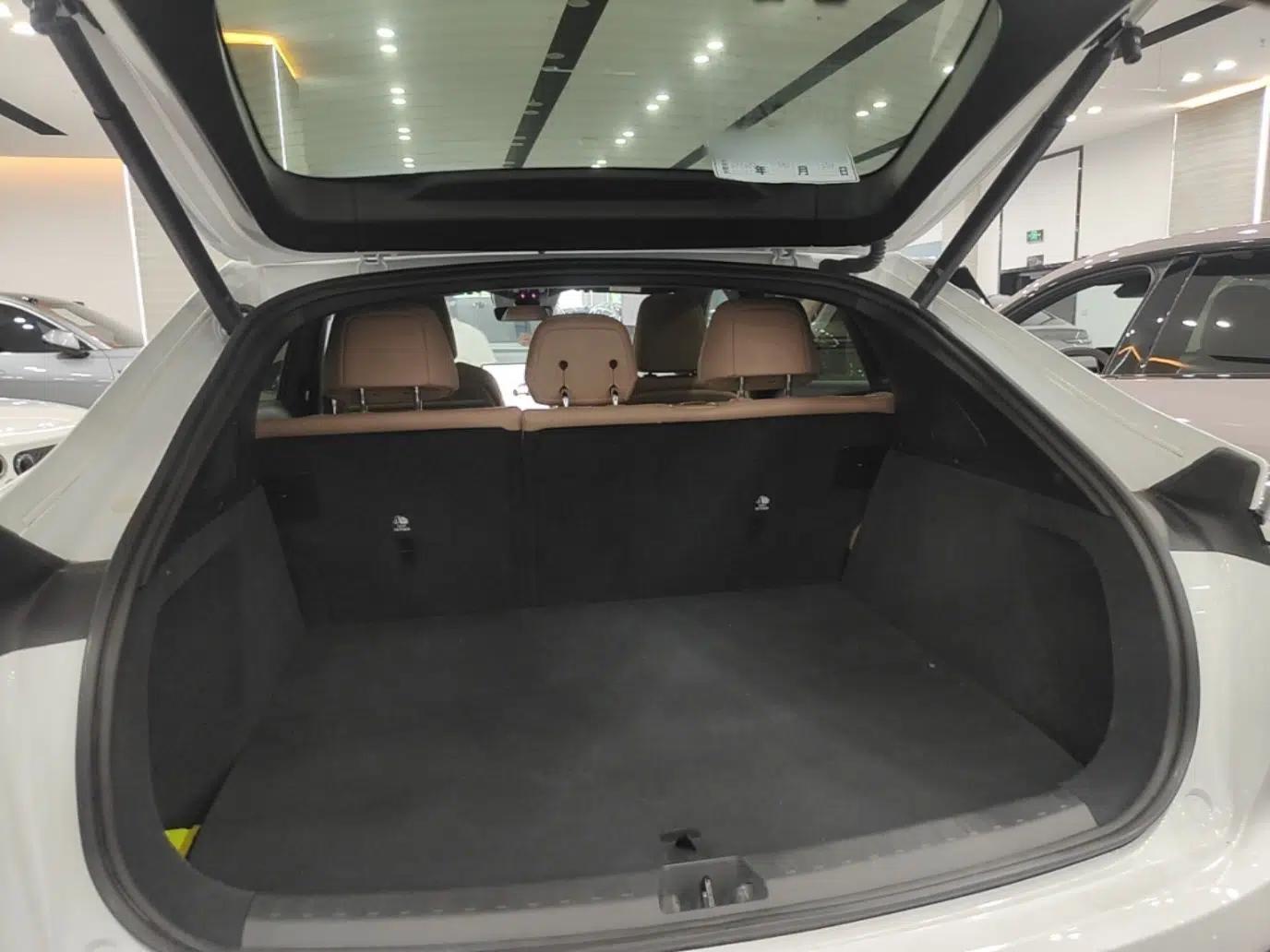 ONVO L60 2025 Model—60 kWh All-Wheel-Drive Version — миниатюра 22