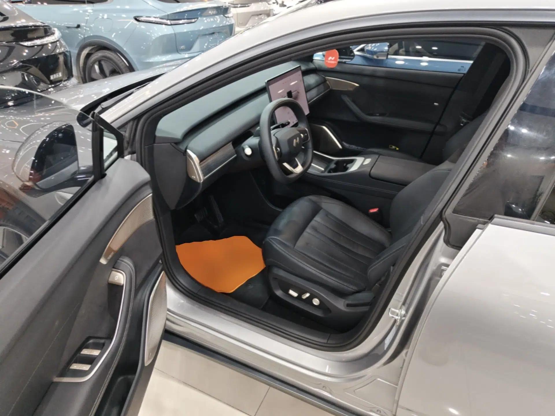 ONVO L60 2024 60 kWh Rear-Drive Version — миниатюра 18