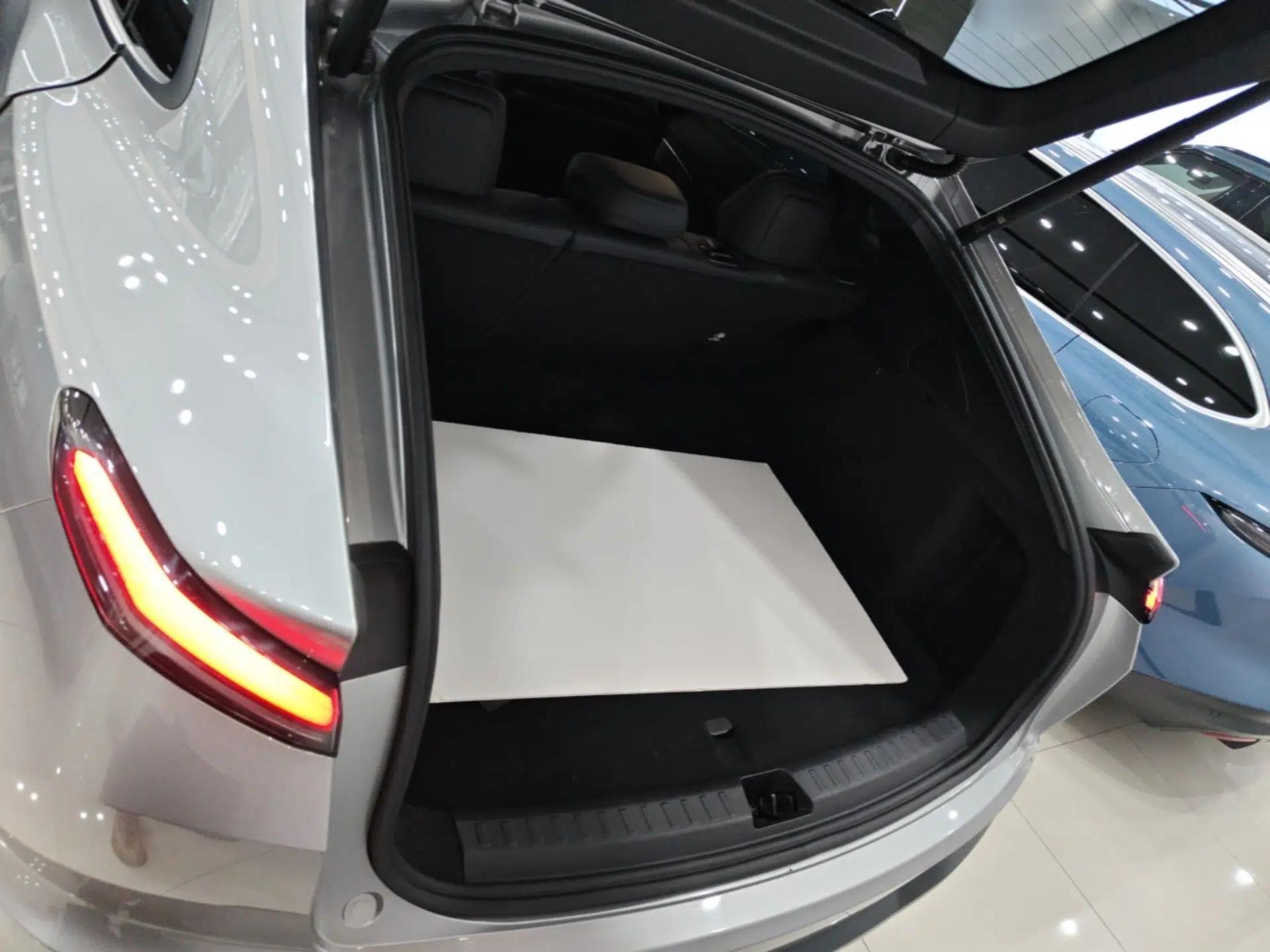 ONVO L60 2024 60 kWh Rear-Drive Version — миниатюра 22
