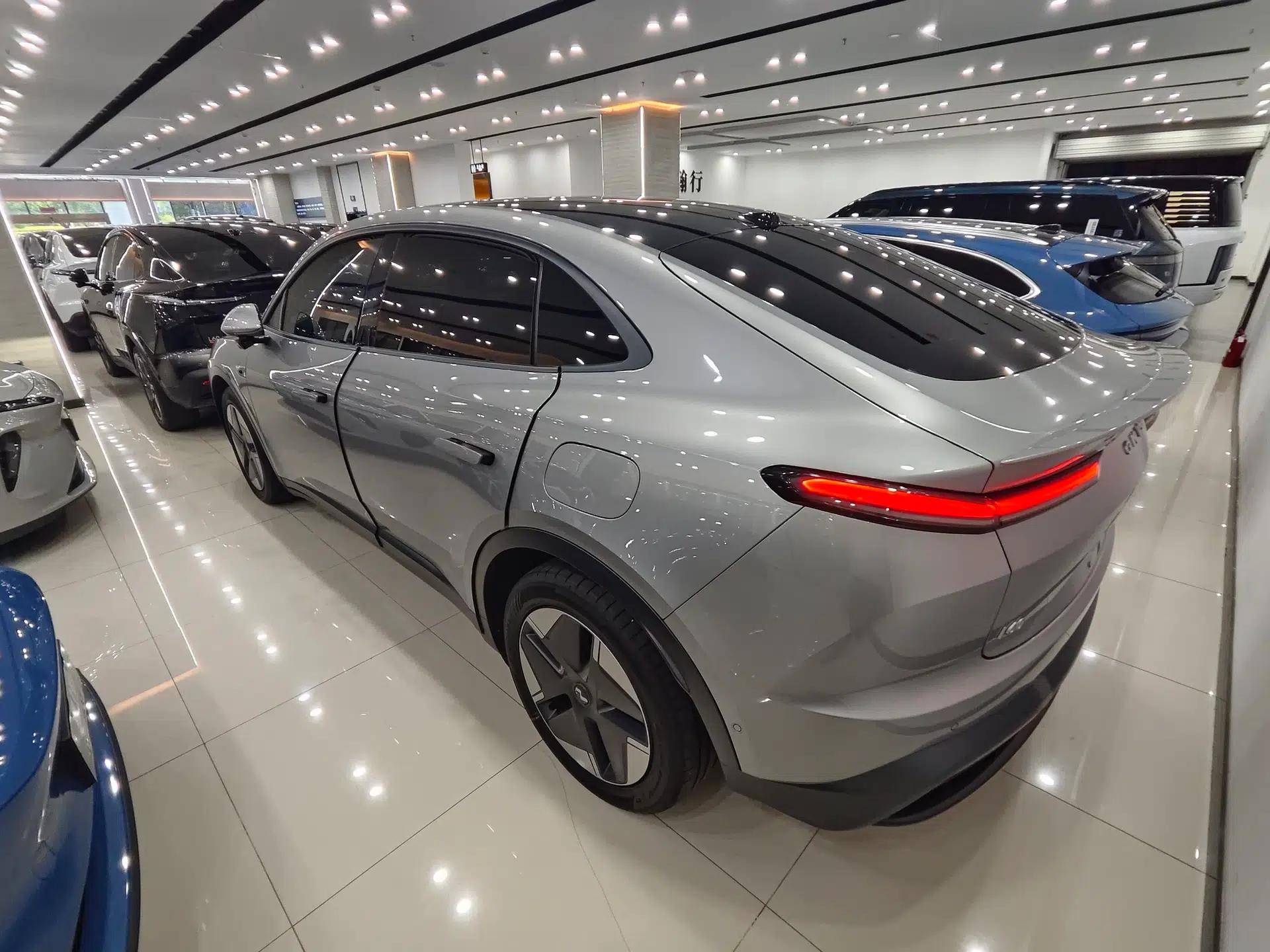 ONVO L60 2024 60 kWh Rear-Drive Version — миниатюра 4