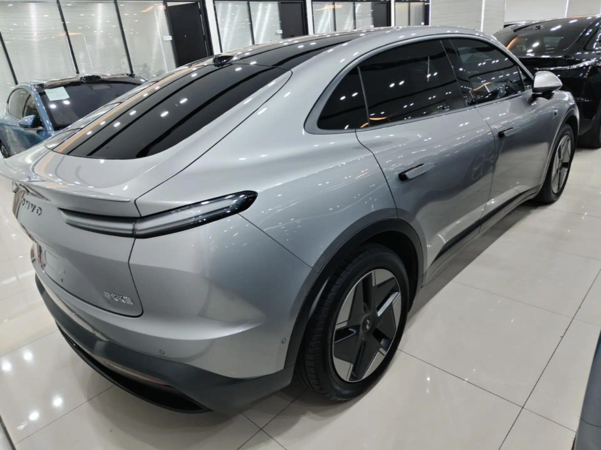ONVO L60 2024 60 kWh Rear-Drive Version — миниатюра 6