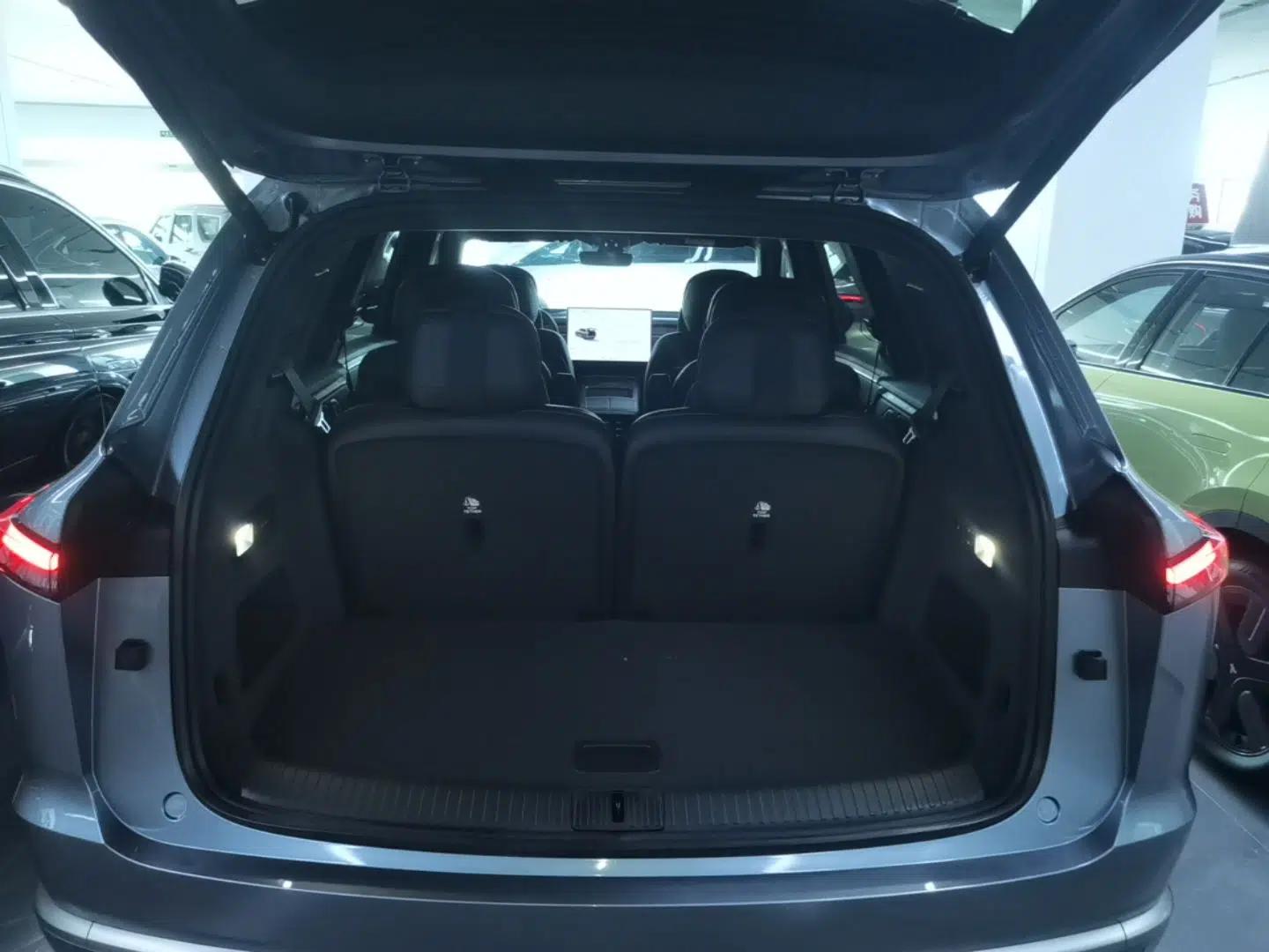 ONVO Luxeed L90 2025 Model Max Six-Seater 60-degree Battery Edition — миниатюра 22