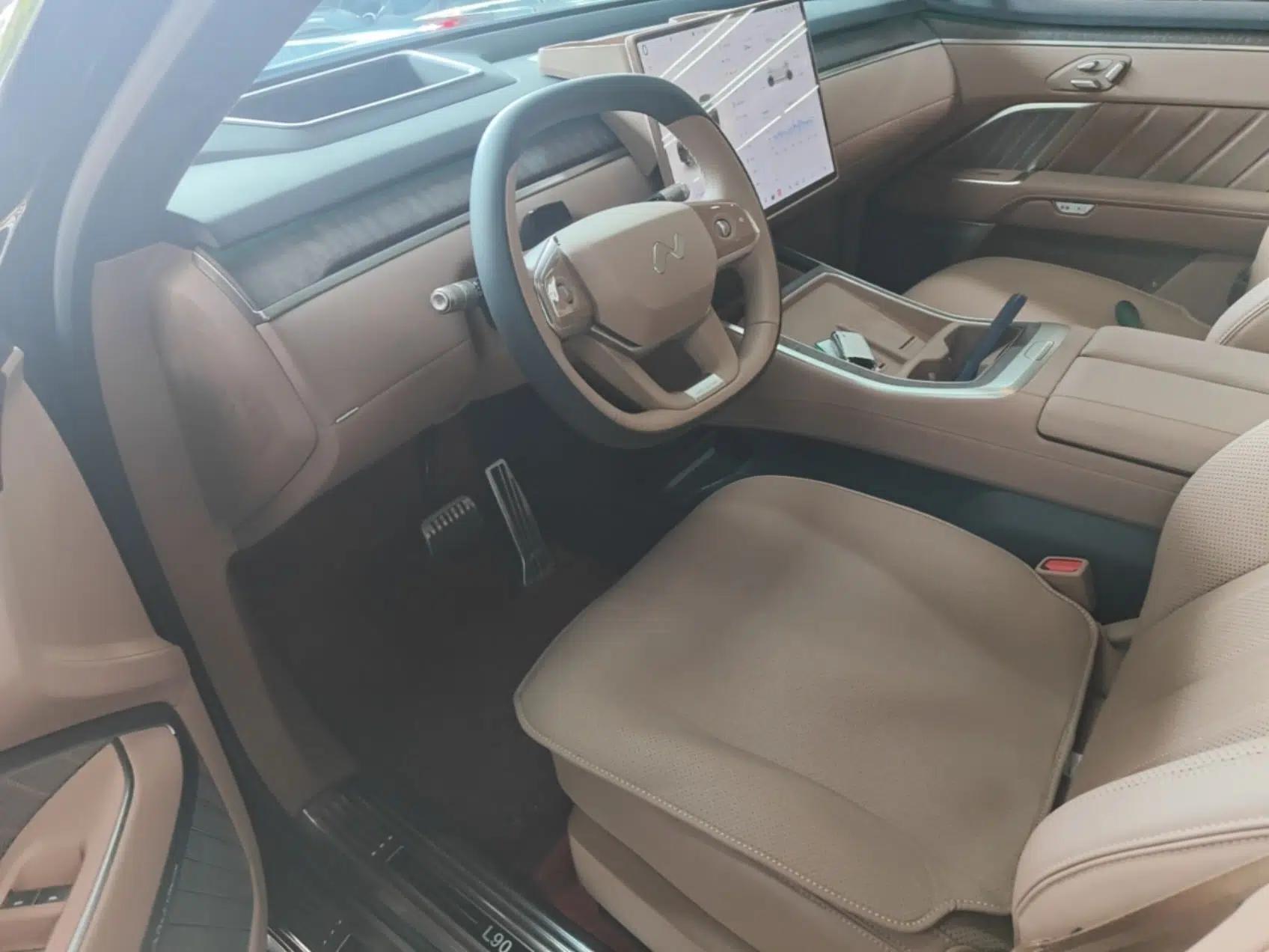 ONVO Luxeed L90 2025 Model—Max Six-Seater Version — миниатюра 18
