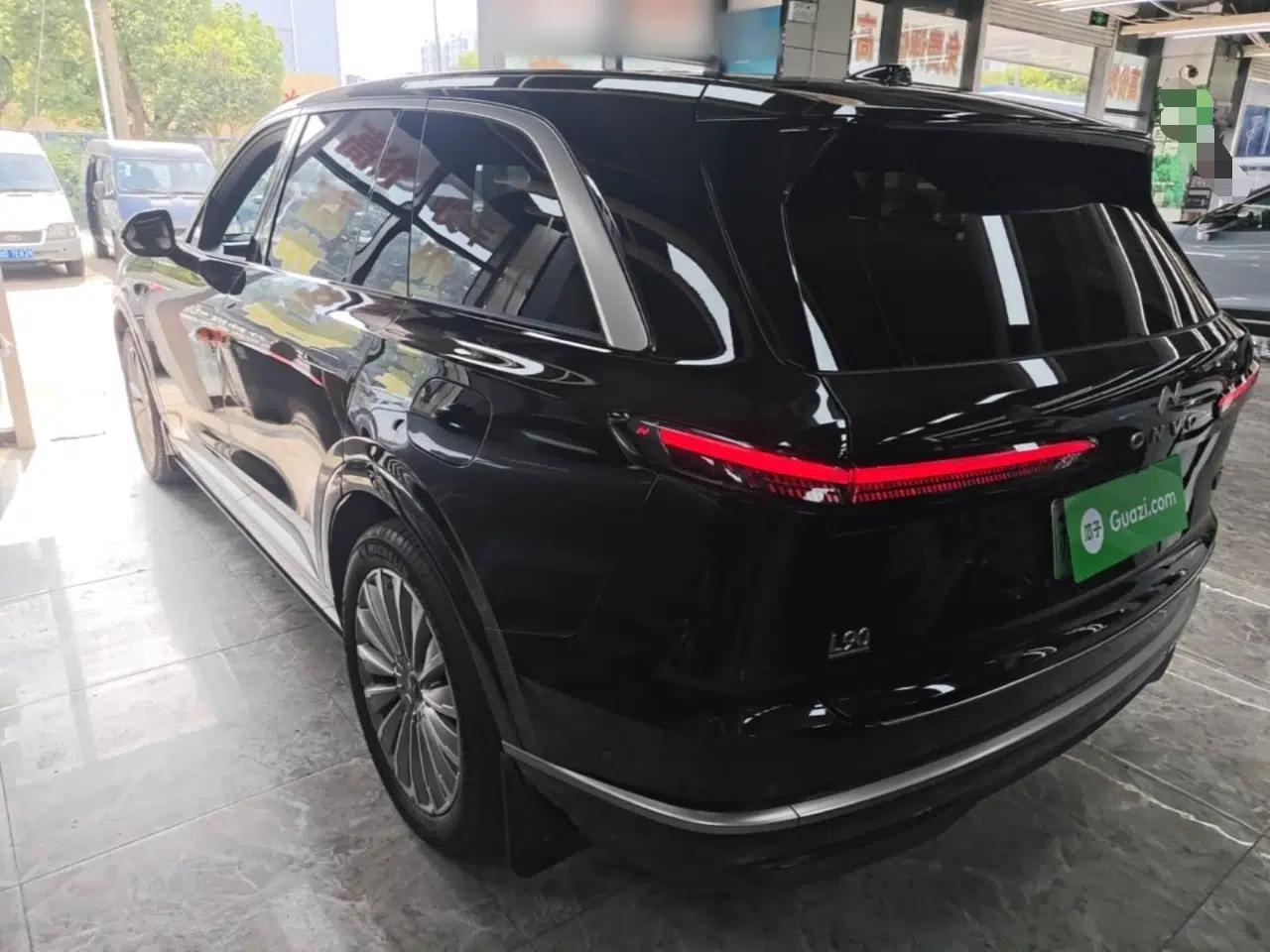 ONVO Luxeed L90 2025 Model—Max Six-Seater Version — миниатюра 4