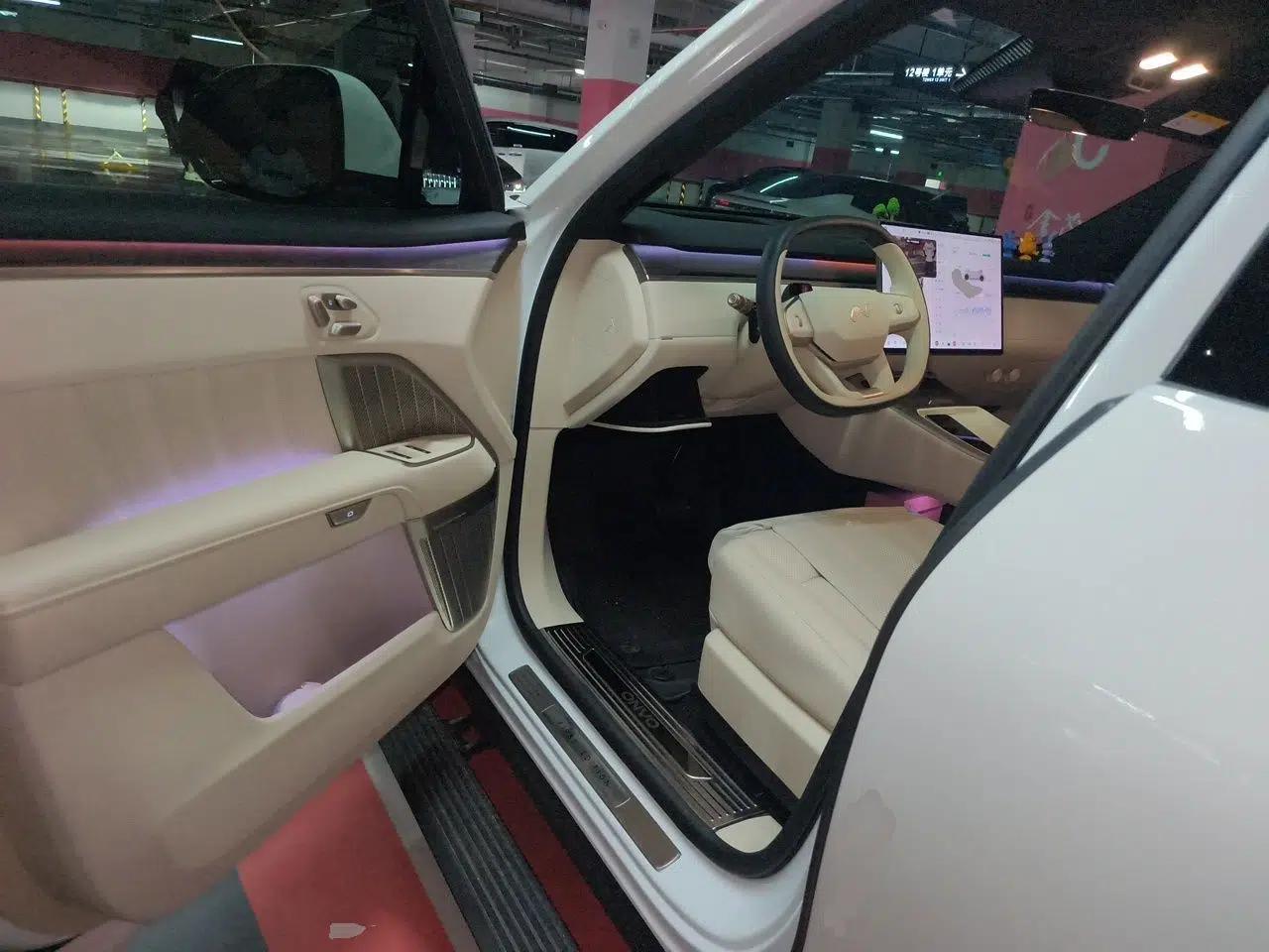 ONVO Luxeed L90 2025 Model—Ultra Six-Seater Version — миниатюра 16