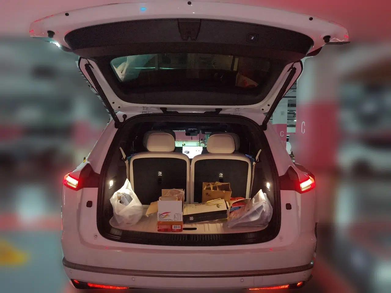 ONVO Luxeed L90 2025 Model—Ultra Six-Seater Version — миниатюра 19