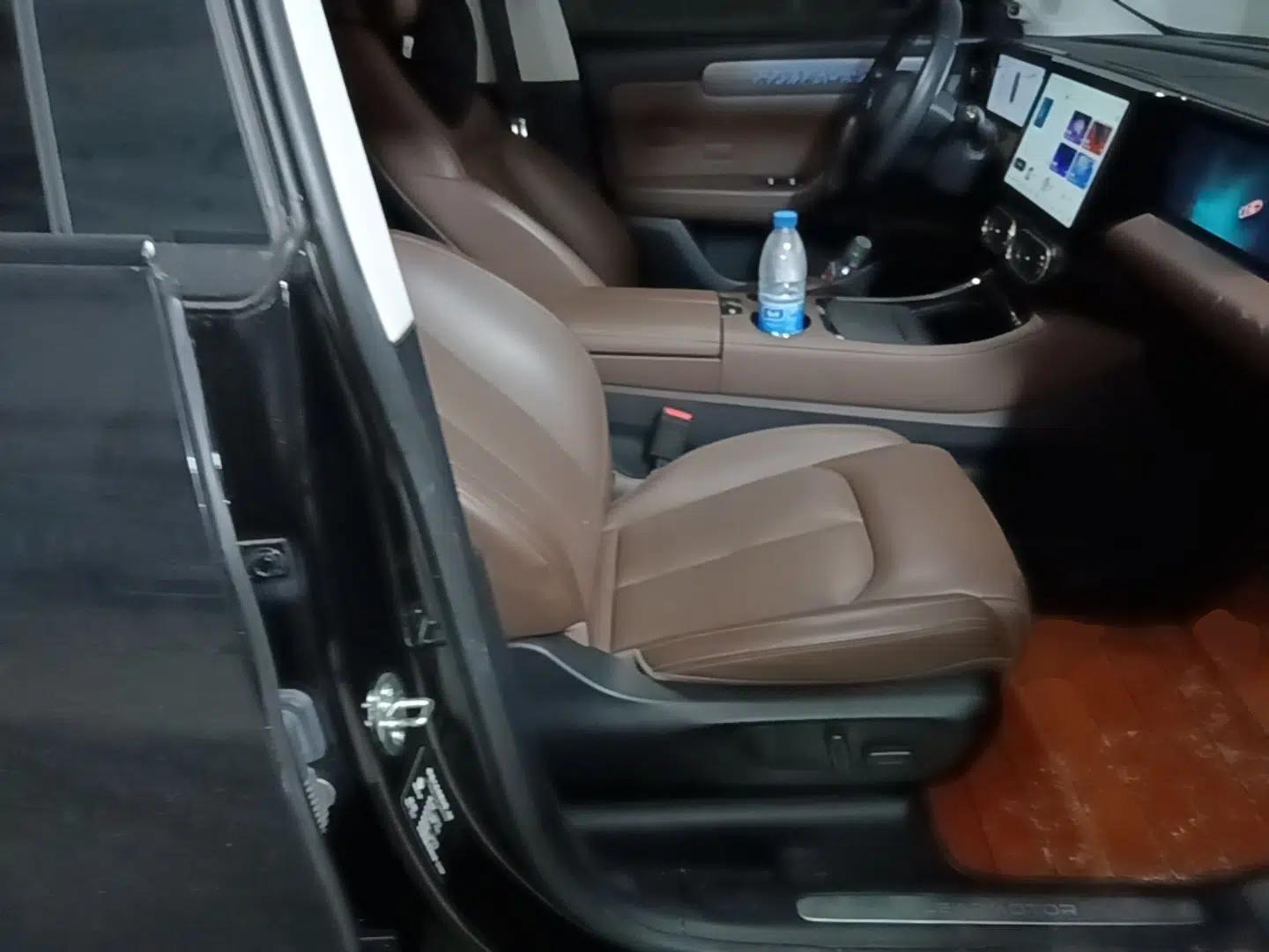 Leapmotor C11 2023 Pure Electric 500 Zhixing Edition — миниатюра 19