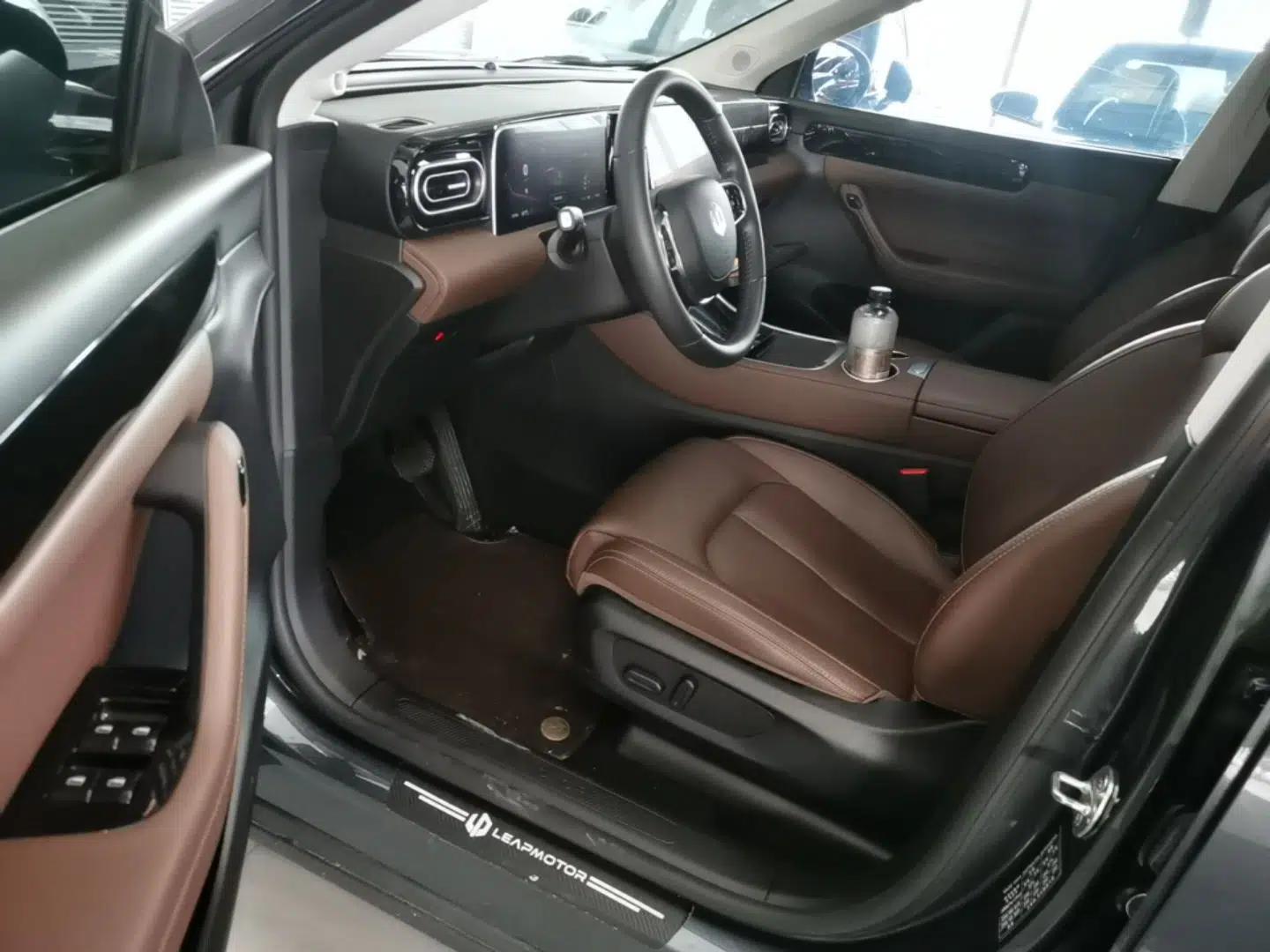 Leapmotor C11 2023 Pure Electric 500 Comfort Edition — миниатюра 17