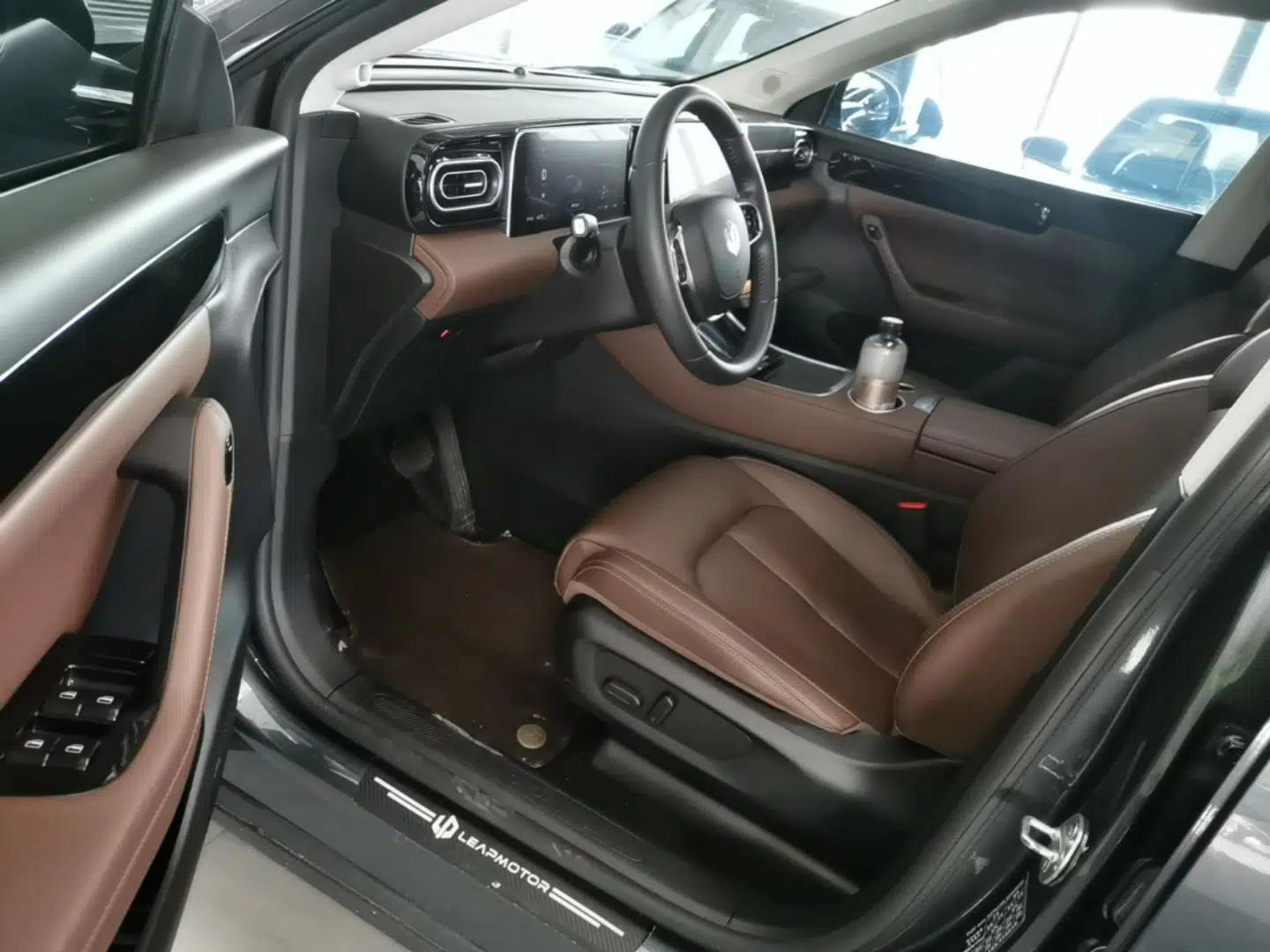 Leapmotor C11 2023 Pure Electric 500 Comfort Edition — миниатюра 18