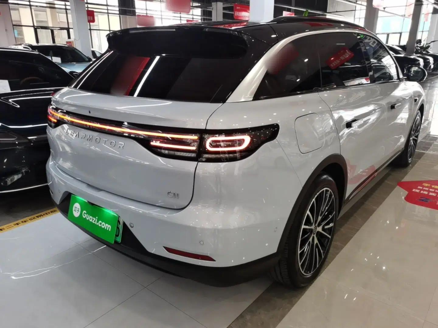 Leapmotor C11 2026 All-Electric 640 LiDAR Prestige Edition — миниатюра 6