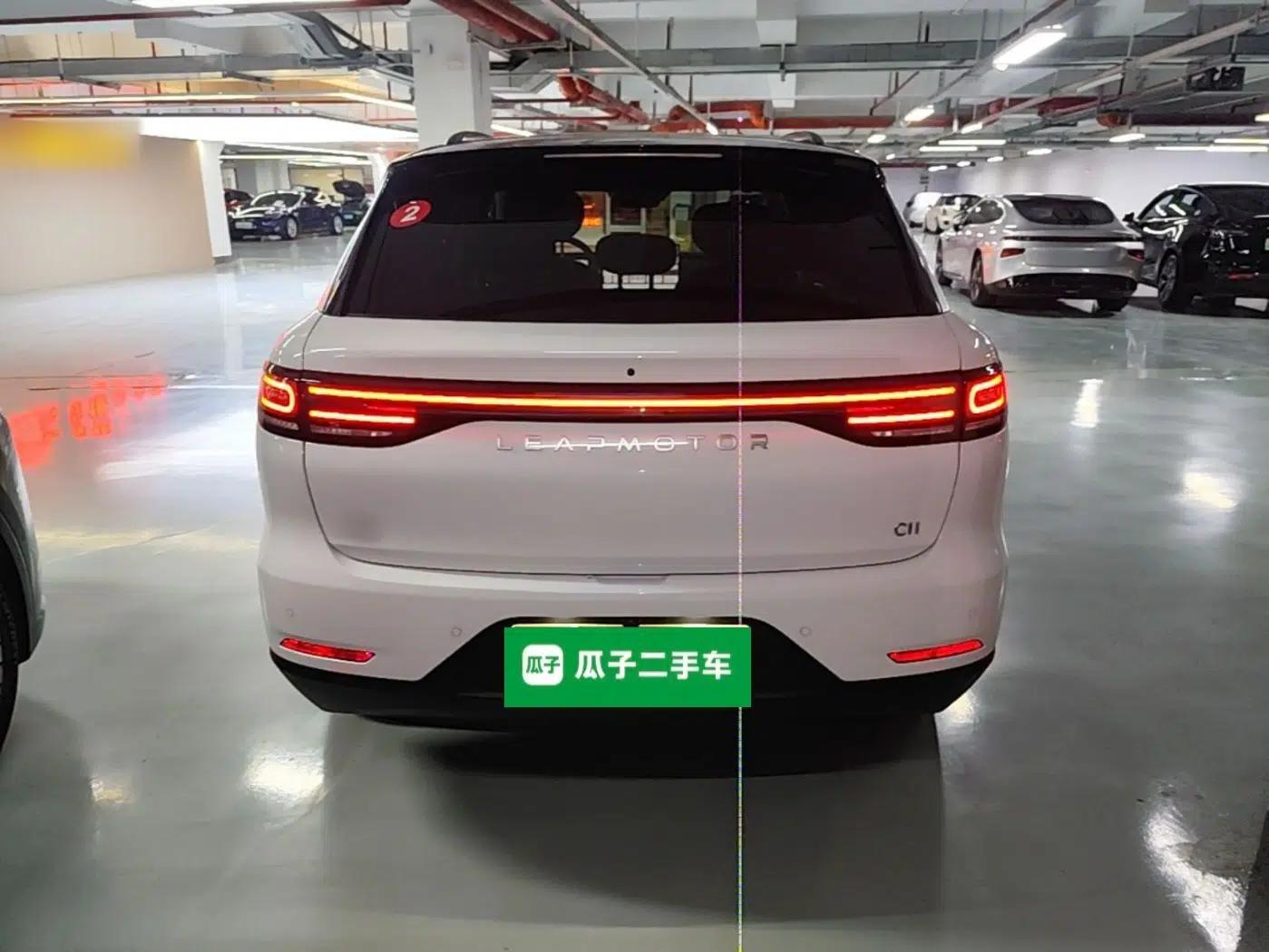 Leapmotor C11 2026 Range-Extended 300 LiDAR Prestige Edition — миниатюра 5