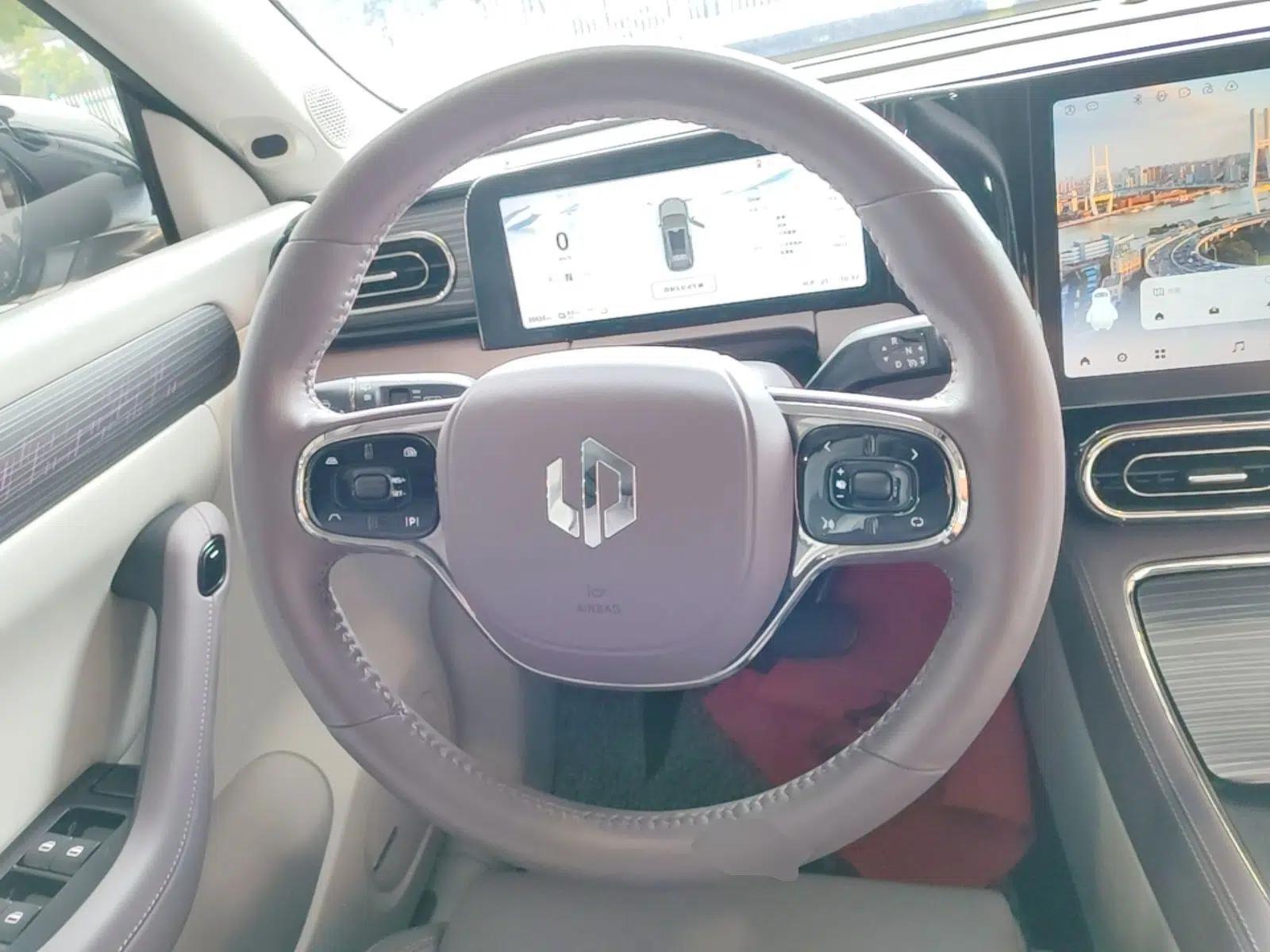 Leapmotor C11 2023 Pure Electric 500 Smart Edition — миниатюра 13