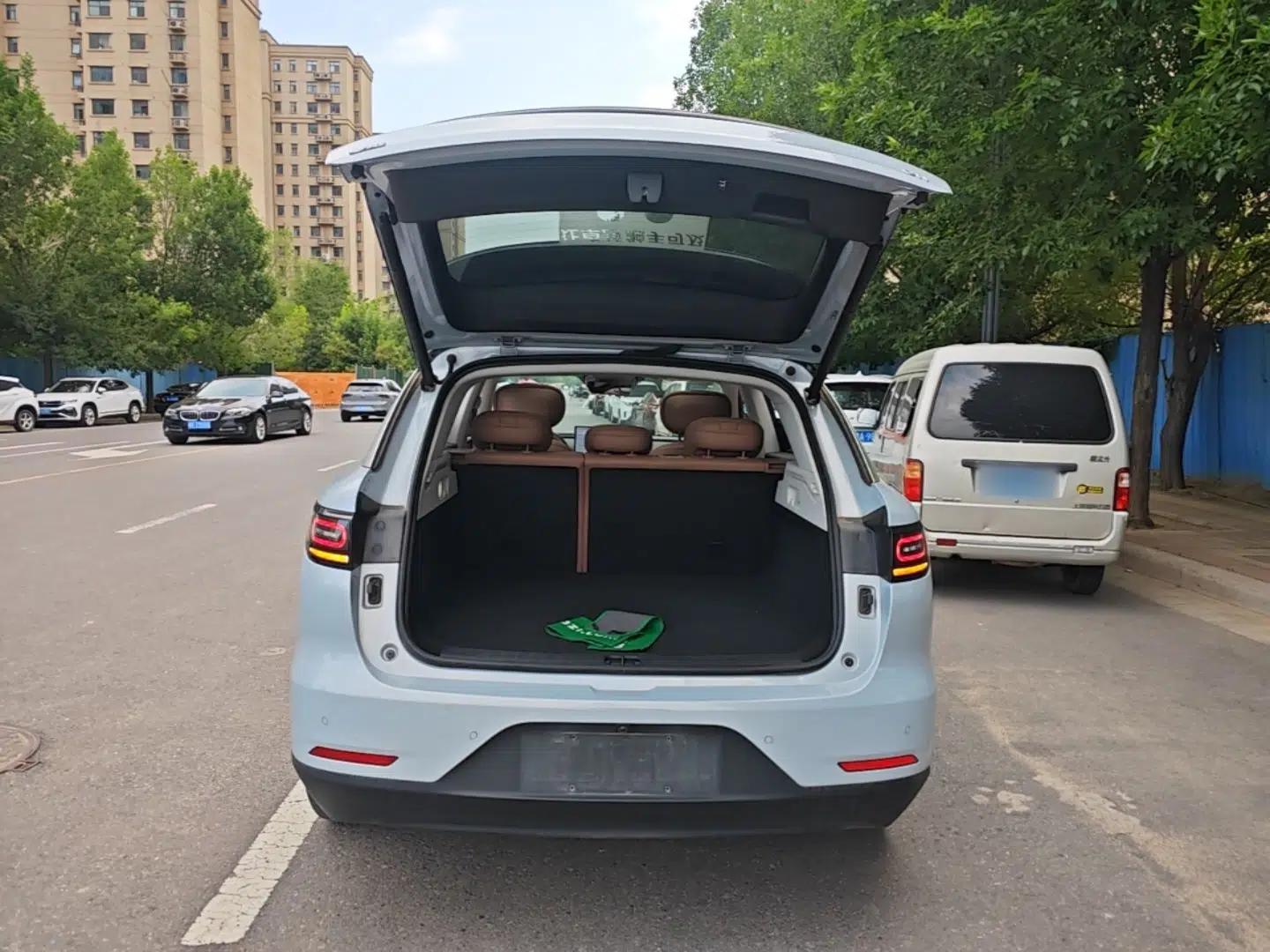 Leapmotor C11 2026 All-Electric 640 LiDAR Prestige Edition — миниатюра 22