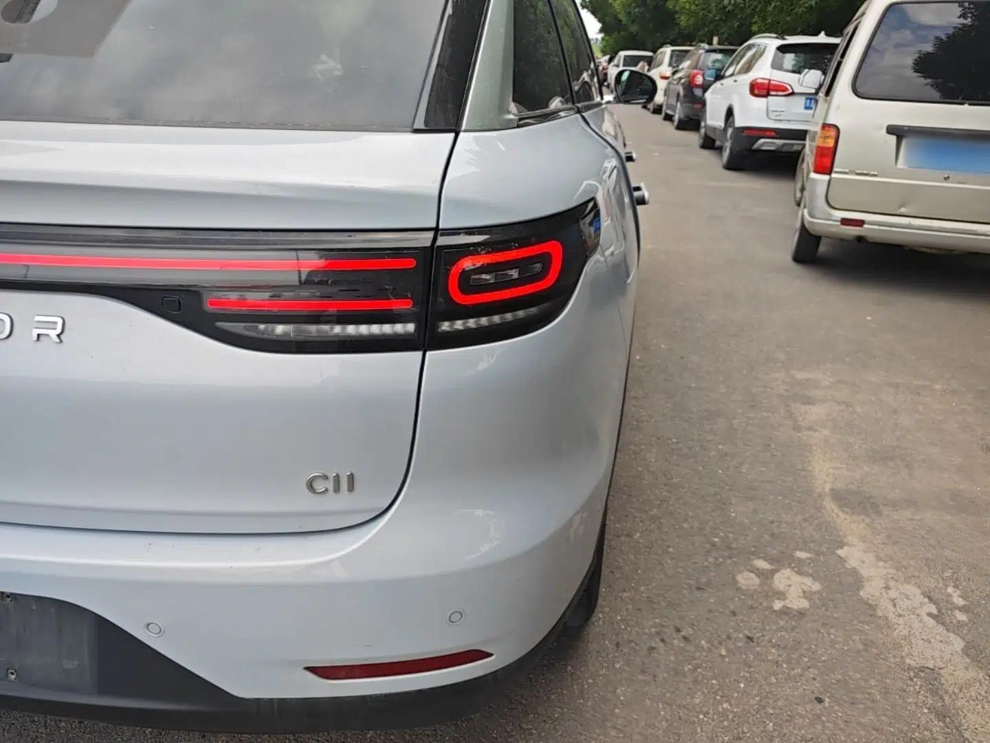 Leapmotor C11 2026 All-Electric 640 LiDAR Prestige Edition — миниатюра 9
