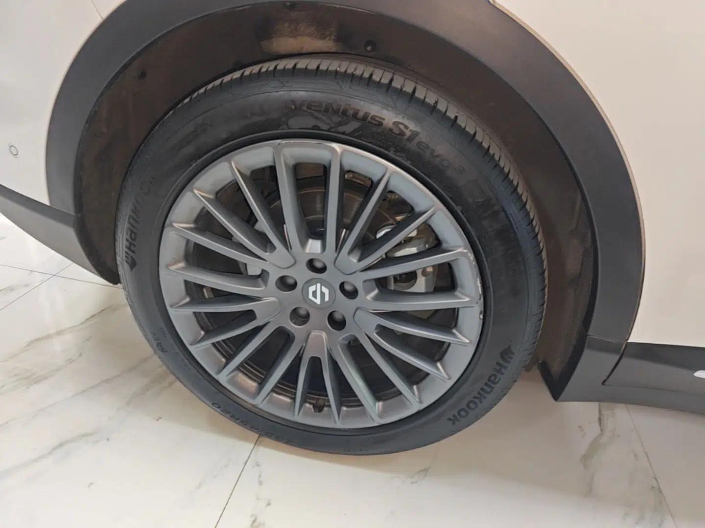 Leapmotor C11 2024 All-Electric 580 Luxury Edition — миниатюра 11