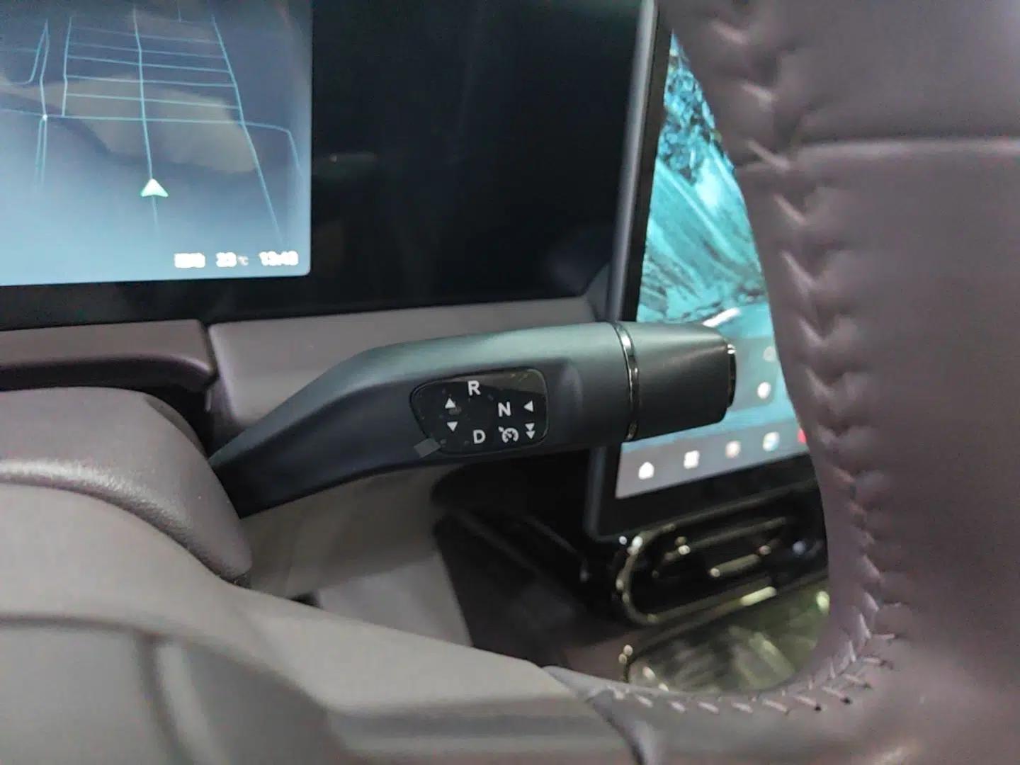 Leapmotor C11 2024 All-Electric 580 Luxury Edition — миниатюра 16