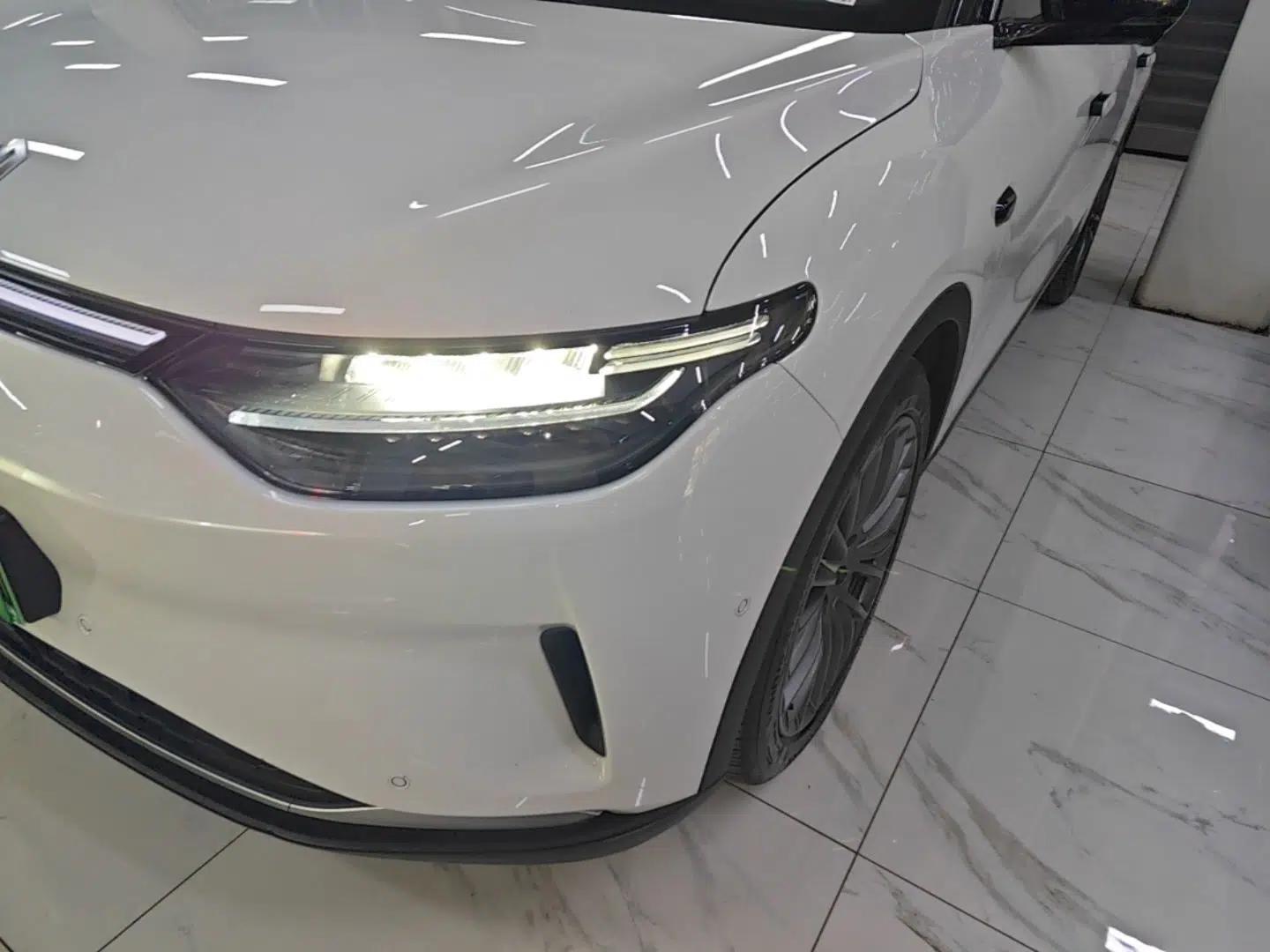 Leapmotor C11 2024 All-Electric 580 Luxury Edition — миниатюра 8