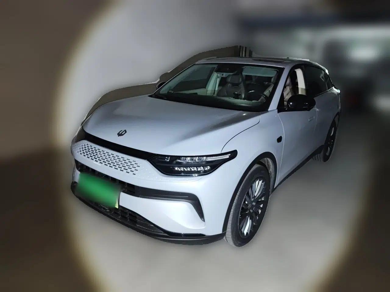 Leapmotor C11 2023 Range-Extended 200 Comfort Edition — миниатюра 1