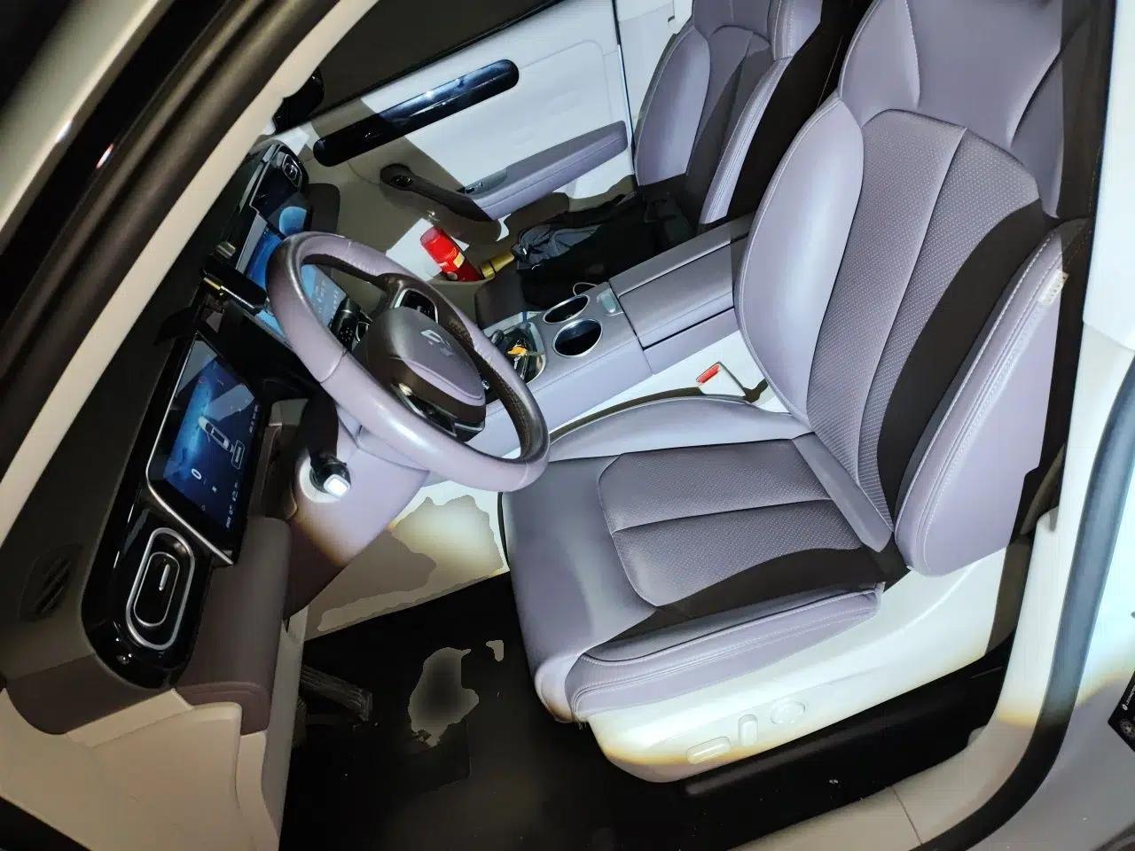 Leapmotor C11 2023 Range-Extended 200 Comfort Edition — миниатюра 15