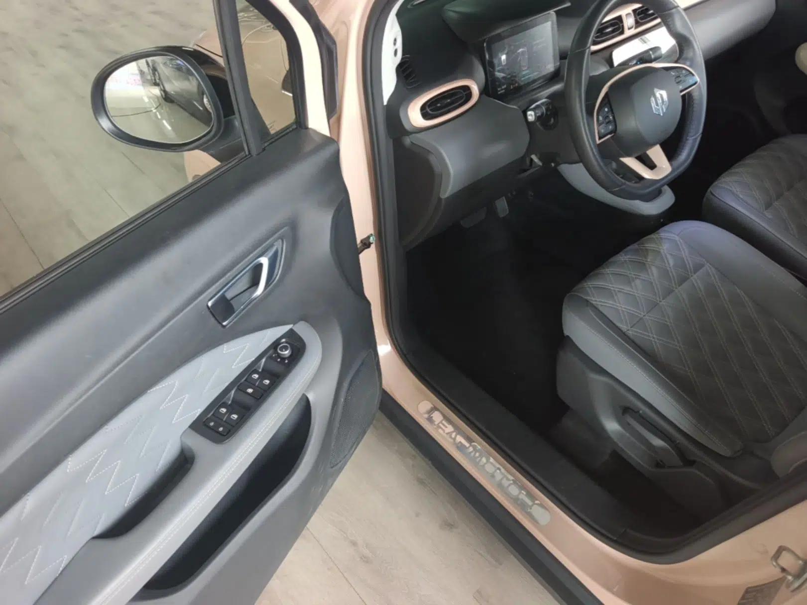 Leapmotor T03 2021 400 Luxury Pro Edition — миниатюра 18