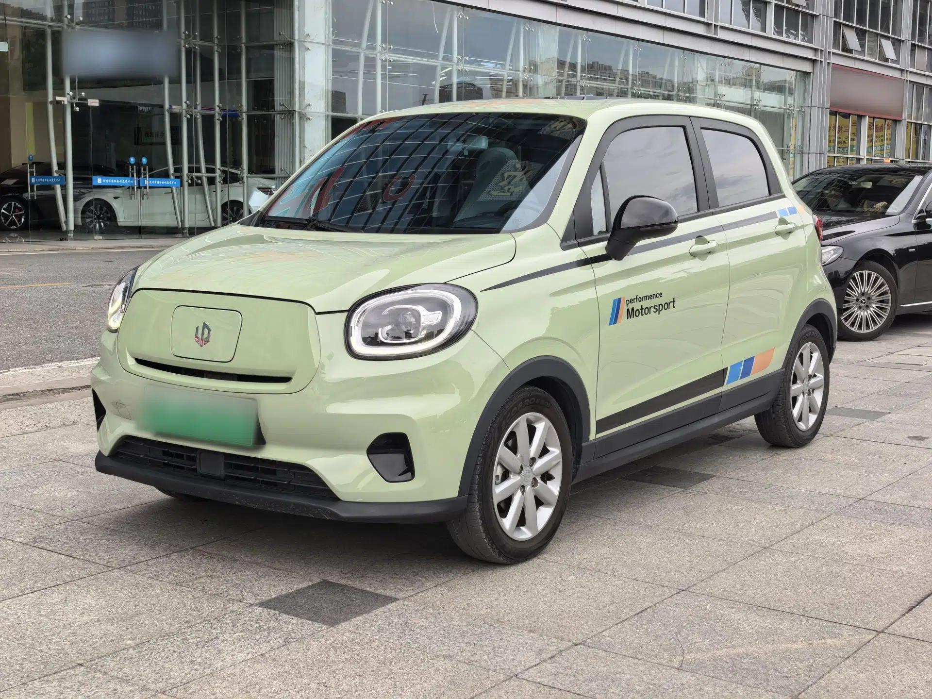 Leapmotor T03 2022 YAOJIN Edition — миниатюра 1