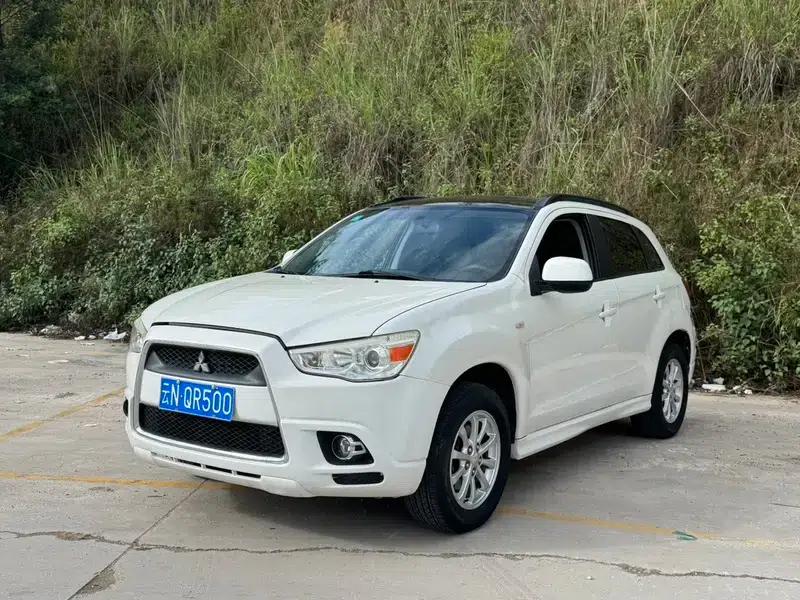 2011 ASX (Imported) 2.0L 2WD Premium Edition — миниатюра 1