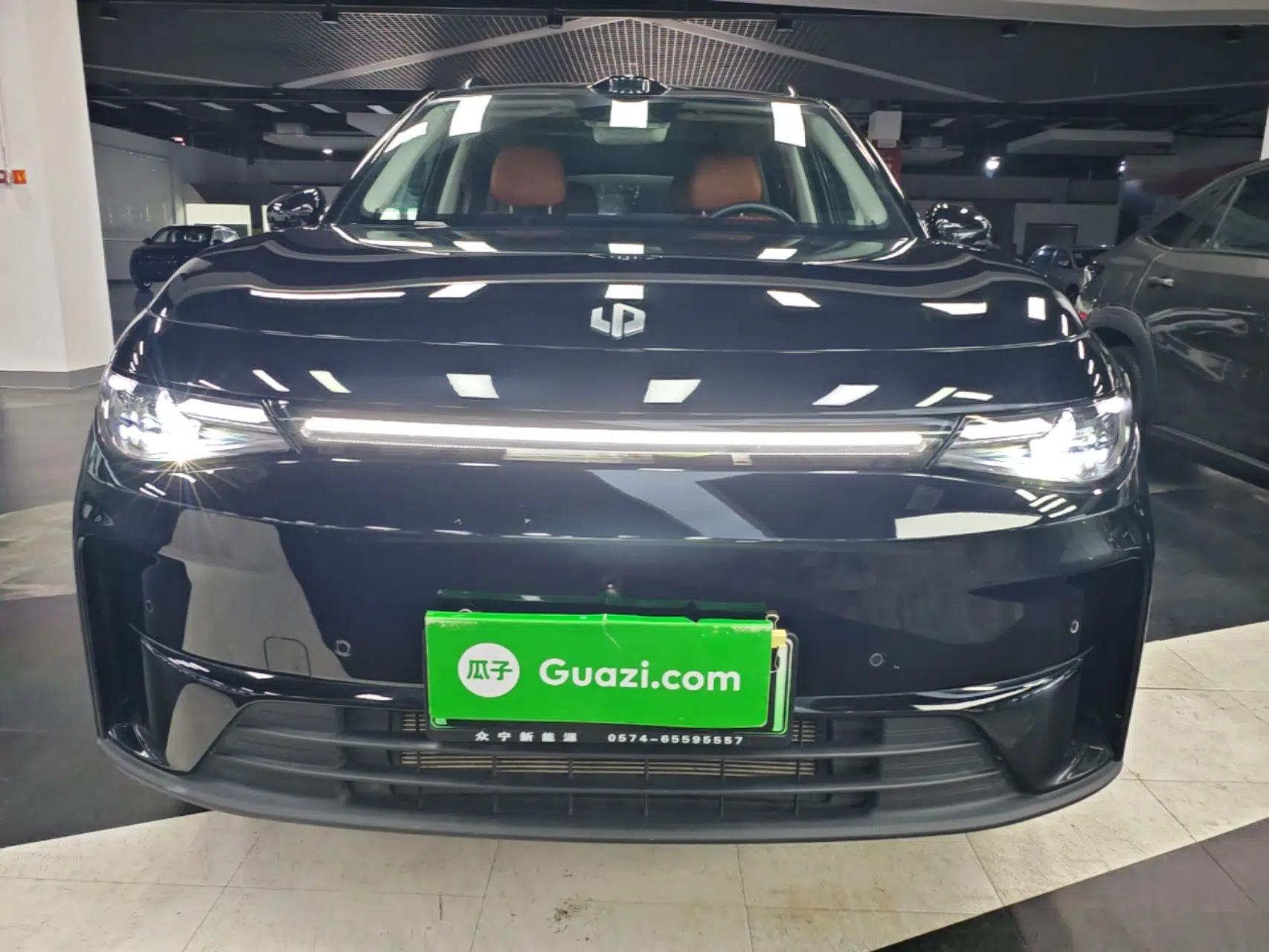 Leapmotor C16 2026 Extended-Range 280 LiDAR Zhizun Edition 6 Seats — миниатюра 2