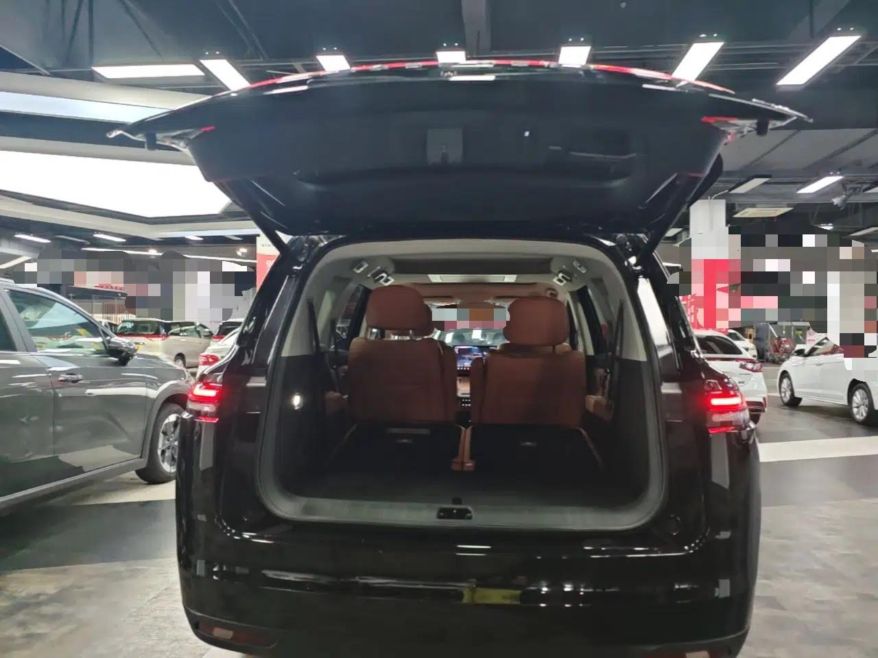 Leapmotor C16 2026 Extended-Range 280 LiDAR Zhizun Edition 6 Seats — миниатюра 22