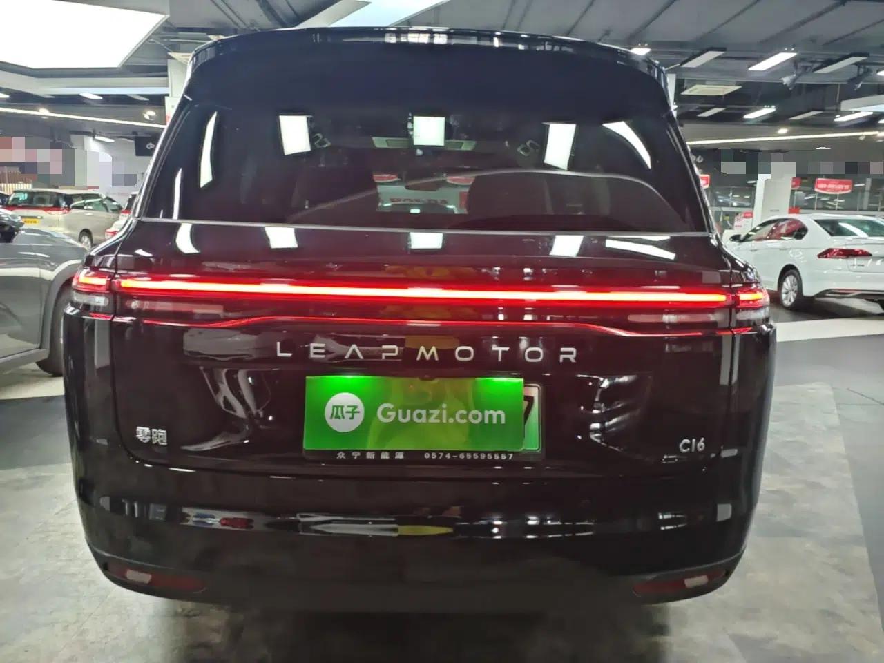 Leapmotor C16 2026 Extended-Range 280 LiDAR Zhizun Edition 6 Seats — миниатюра 5