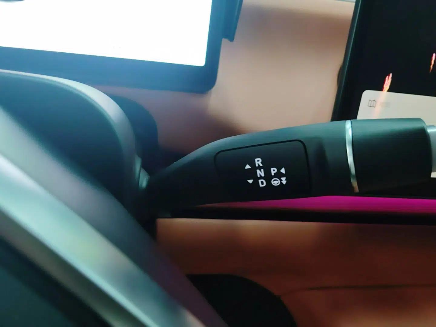 Leapmotor C16 2024 Range-Extended 200 Luxury Edition — миниатюра 16