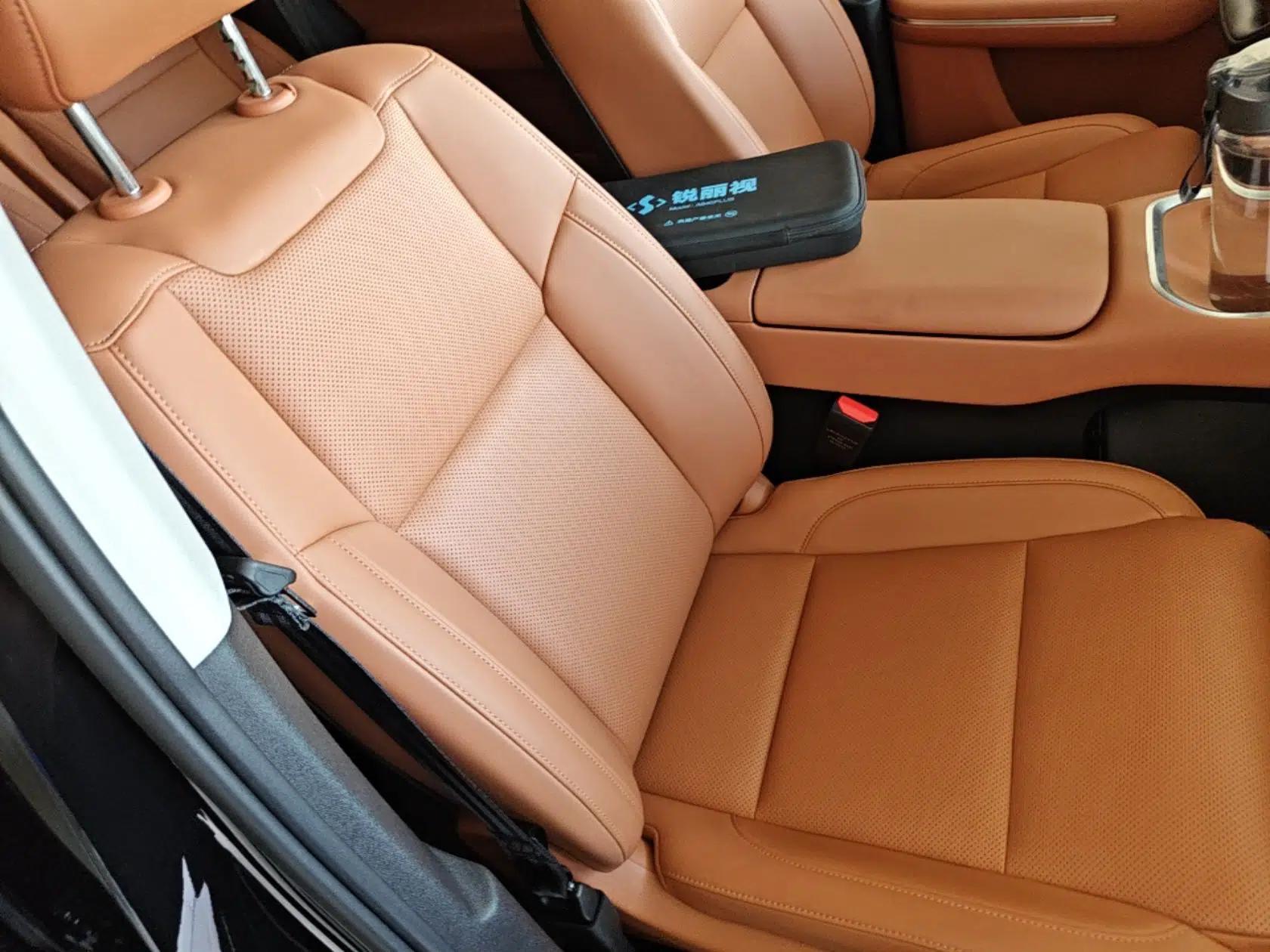 Leapmotor C16 2026 Extended-Range 280 LiDAR Zhizun Edition 6 Seats — миниатюра 19