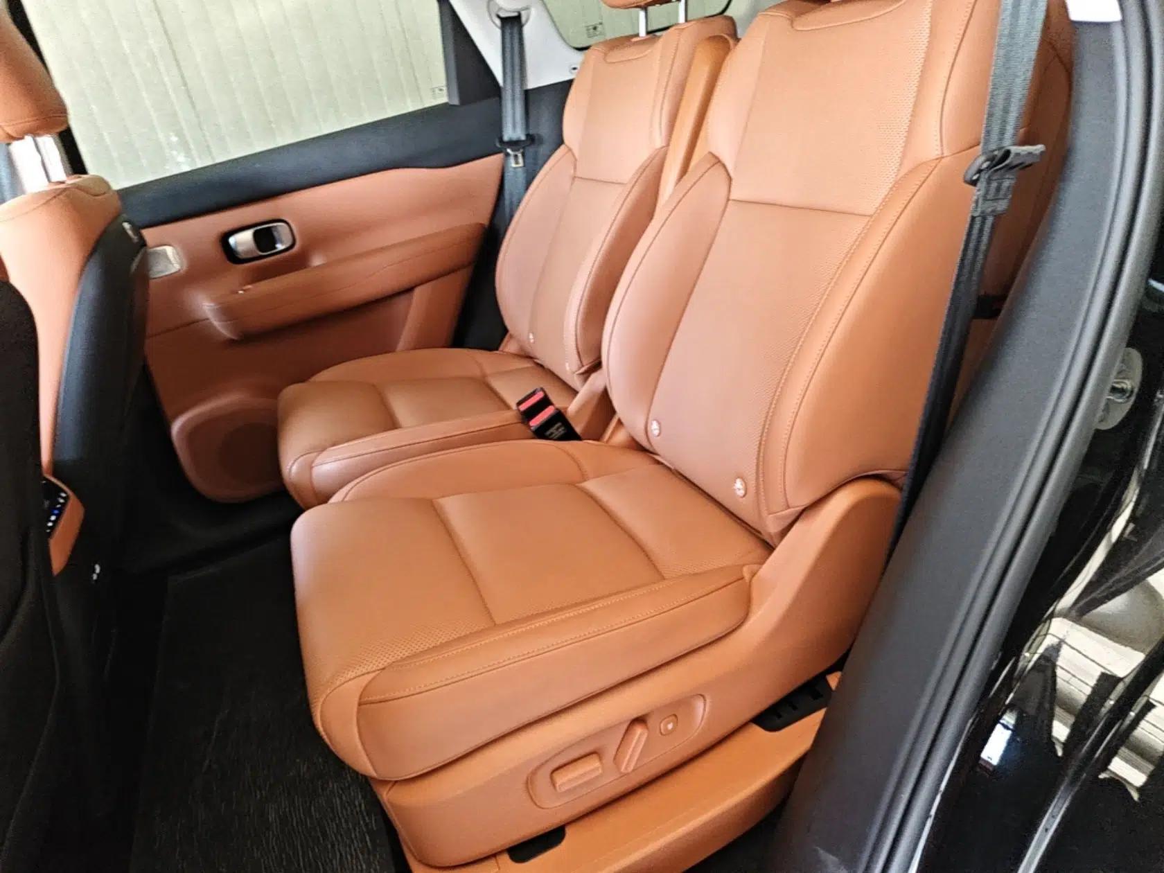 Leapmotor C16 2026 Extended-Range 280 LiDAR Zhizun Edition 6 Seats — миниатюра 20