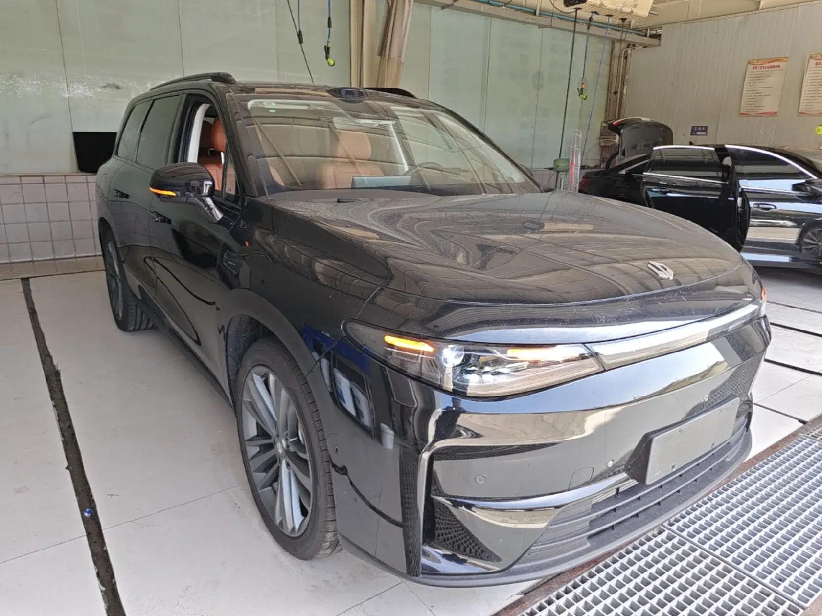 Leapmotor C16 2026 Extended-Range 280 LiDAR Zhizun Edition 6 Seats — миниатюра 3
