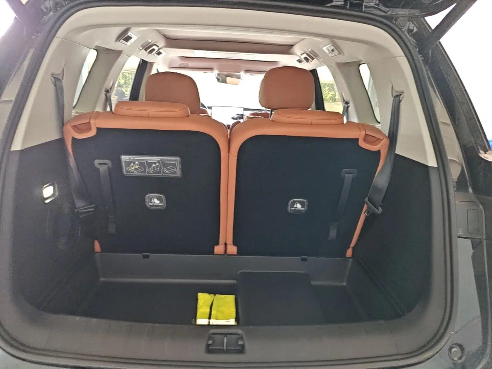 Leapmotor C16 2026 Extended-Range 280 LiDAR Zhizun Edition 6 Seats — миниатюра 22