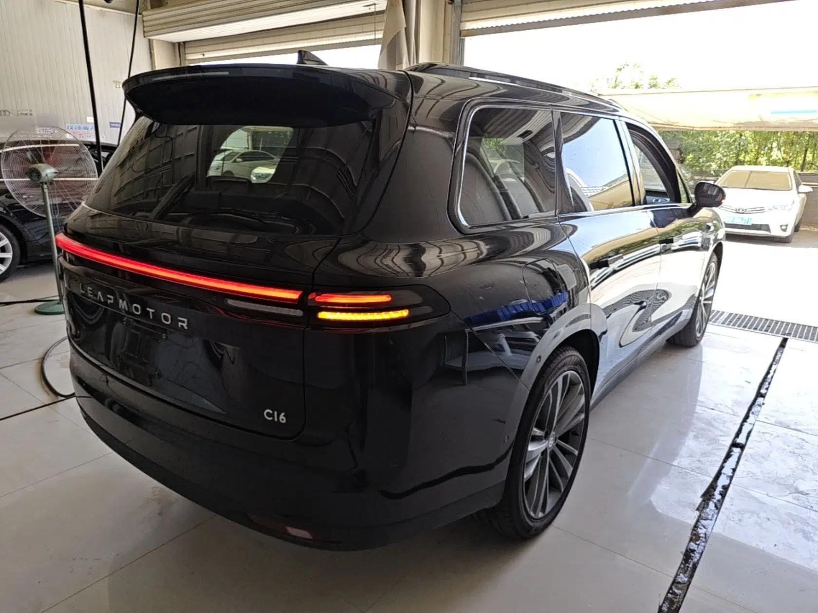 Leapmotor C16 2026 Extended-Range 280 LiDAR Zhizun Edition 6 Seats — миниатюра 6