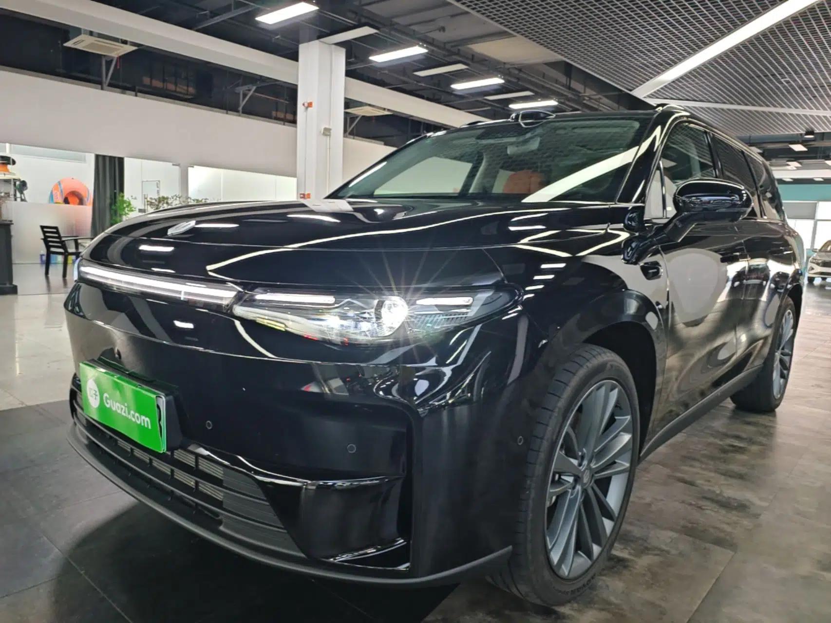 Leapmotor C16 2026 Extended-Range 280 LiDAR Zhizun Edition 6 Seats — миниатюра 1