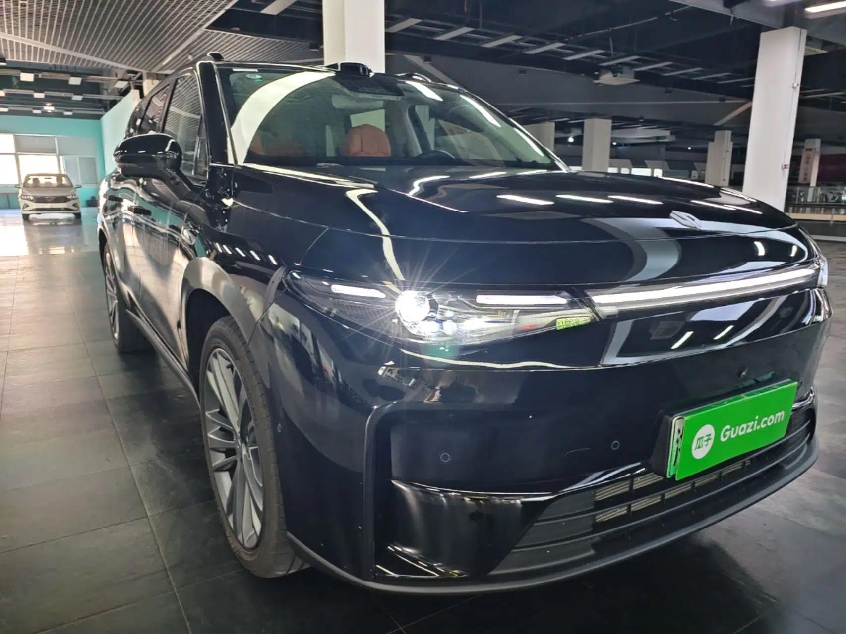 Leapmotor C16 2026 Extended-Range 280 LiDAR Zhizun Edition 6 Seats — миниатюра 12