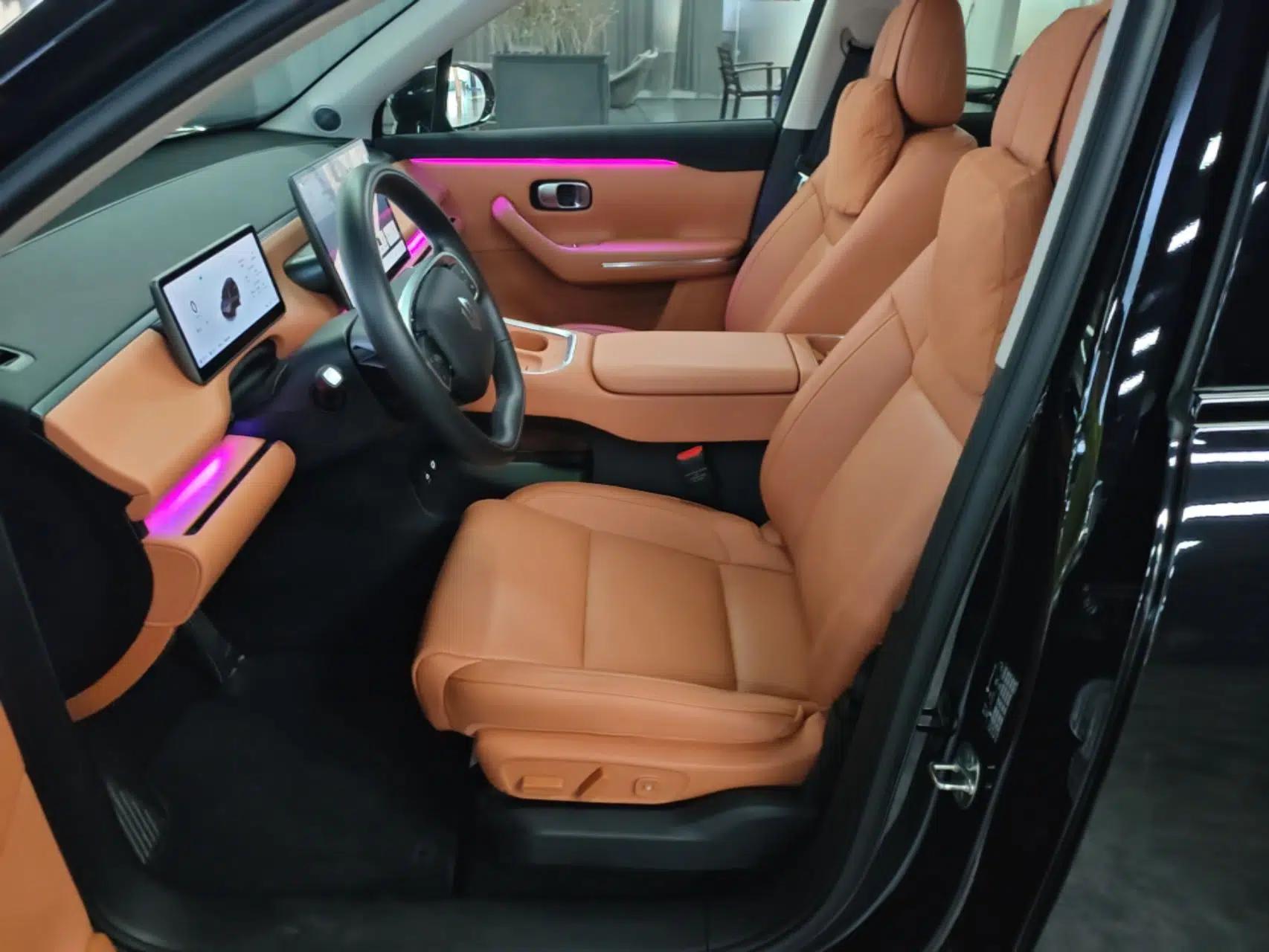 Leapmotor C16 2026 Extended-Range 280 LiDAR Zhizun Edition 6 Seats — миниатюра 22