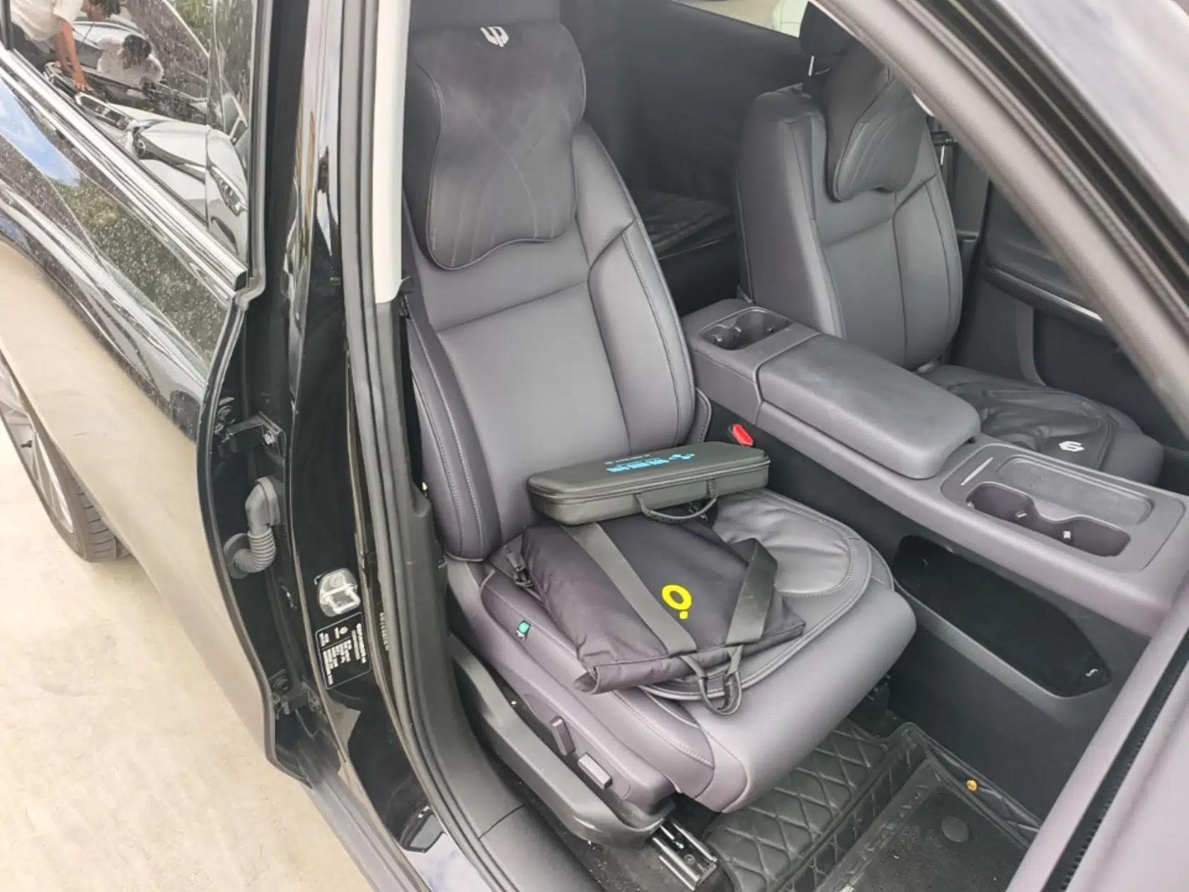 Leapmotor C16 2024 All-Electric 580 Luxury Edition — миниатюра 19