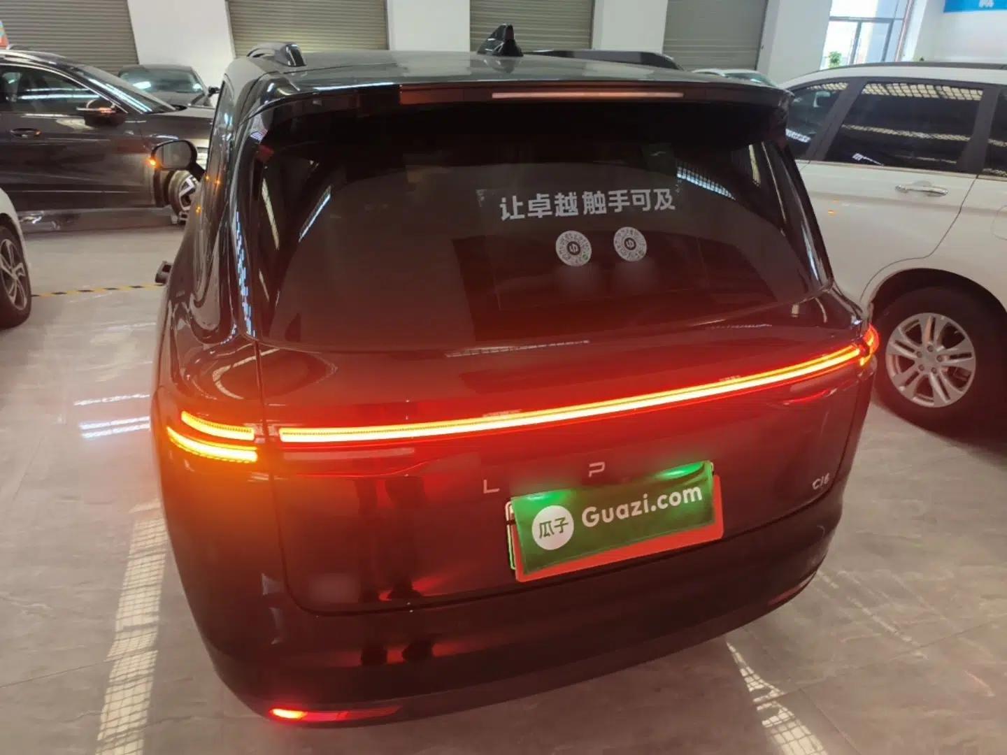 Leapmotor C16 2026 Extended-Range 280 LiDAR Zhizun Edition 6 Seats — миниатюра 5