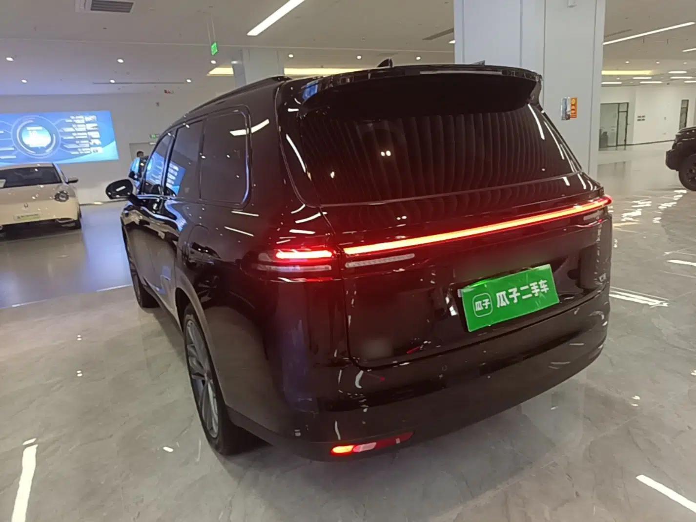 Leapmotor C16 2026 Extended-Range 280 LiDAR Zhizun Edition 6 Seats — миниатюра 4