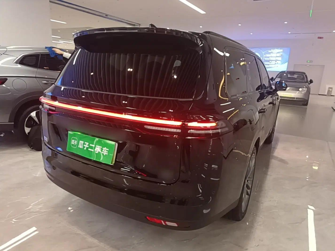 Leapmotor C16 2026 Extended-Range 280 LiDAR Zhizun Edition 6 Seats — миниатюра 6