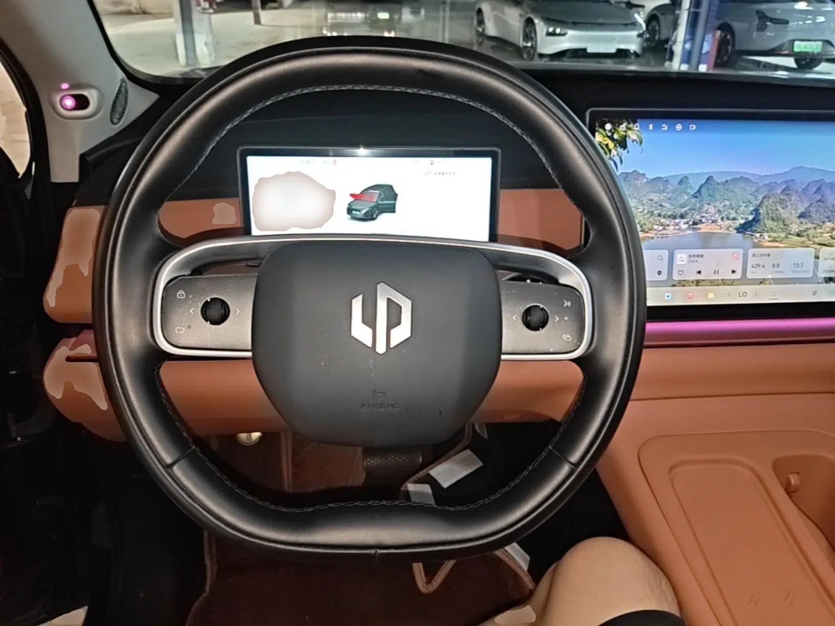 Leapmotor C16 2024 Range-Extended 200 Luxury Edition — миниатюра 13
