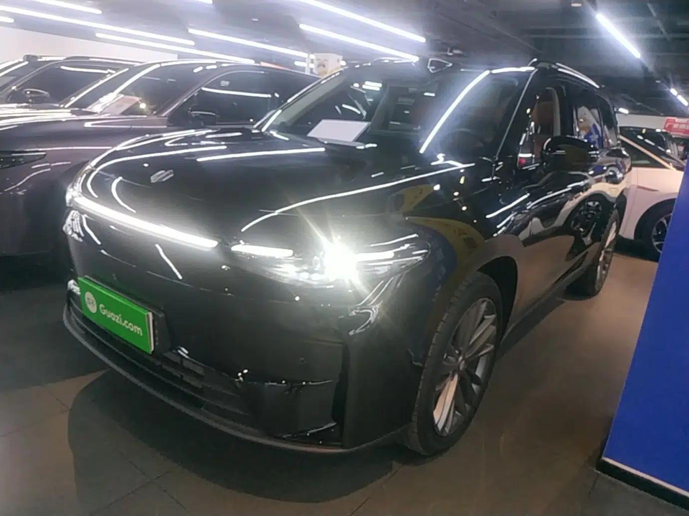 Leapmotor C16 2026 Extended-Range 280 LiDAR Zhizun Edition 6 Seats — миниатюра 1