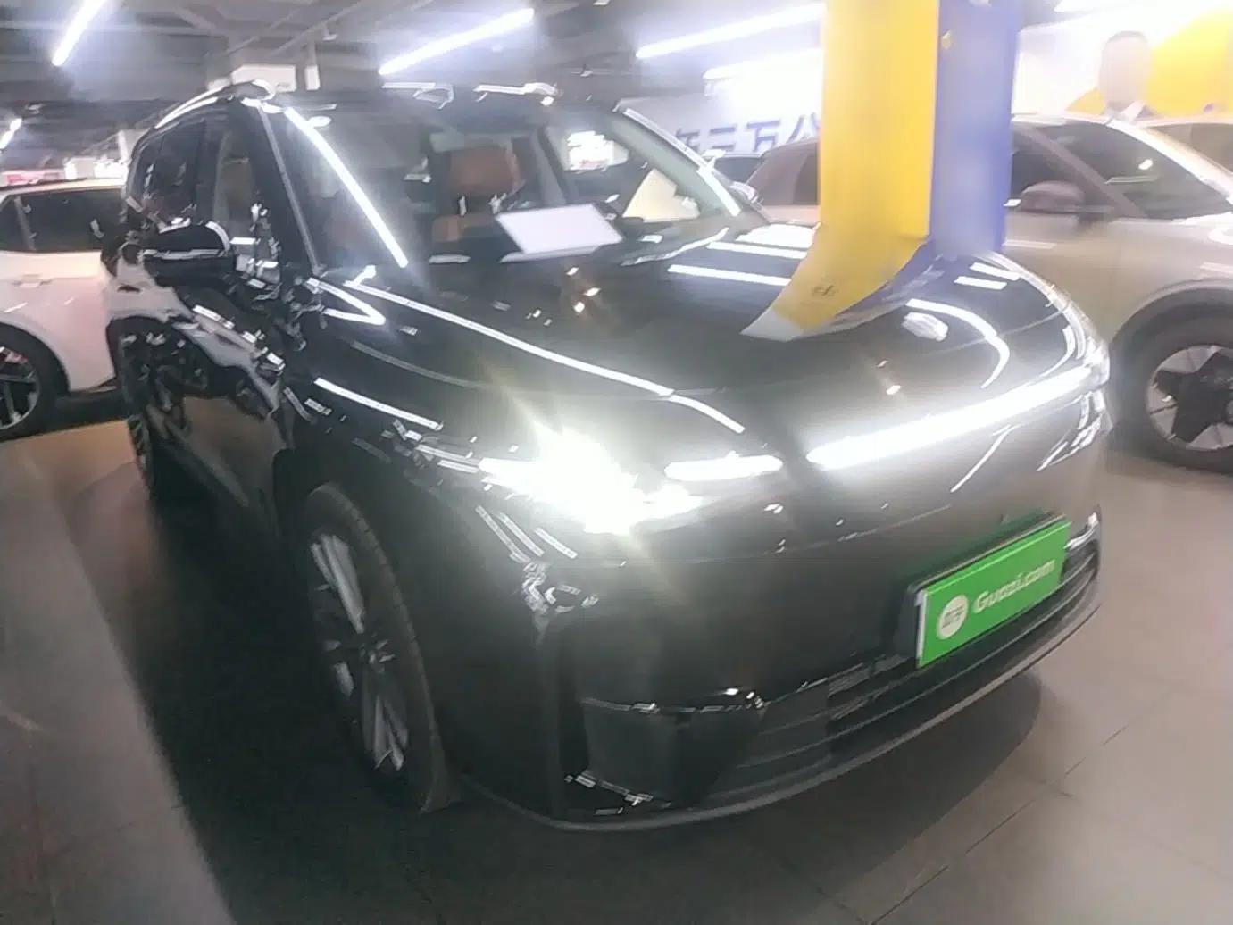Leapmotor C16 2026 Extended-Range 280 LiDAR Zhizun Edition 6 Seats — миниатюра 3