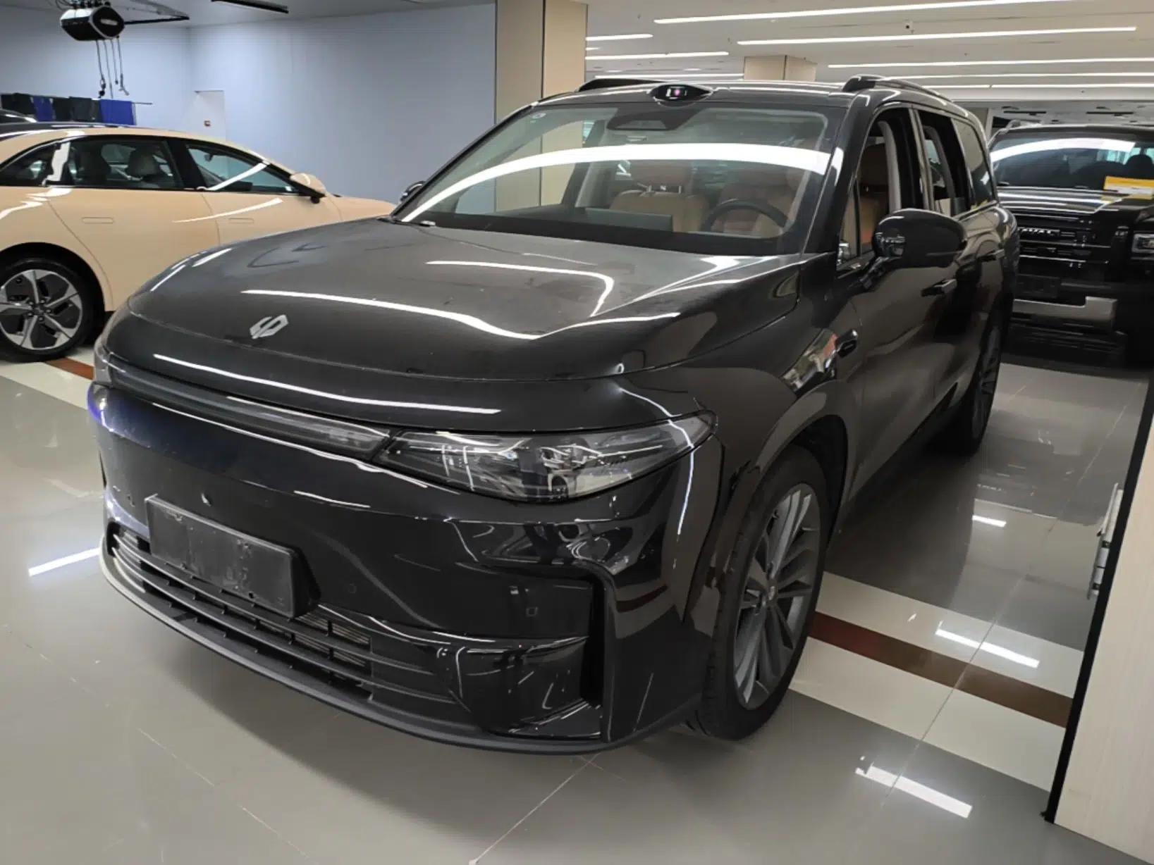 Leapmotor C16 2026 Extended-Range 280 LiDAR Zhizun Edition 6 Seats — миниатюра 1